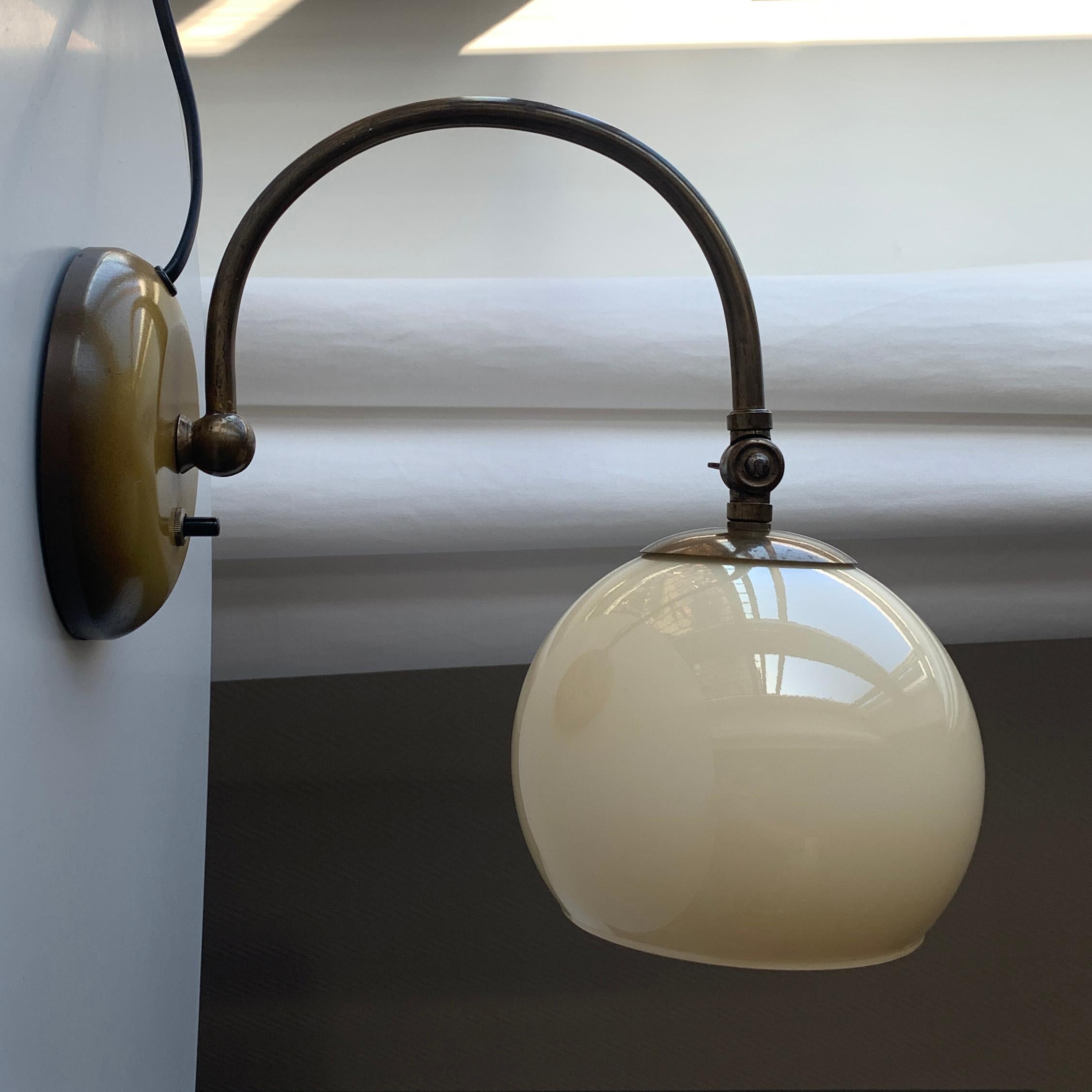 Danish Art Deco Bedside Table Lamp Fog & Mørup For Sale 8