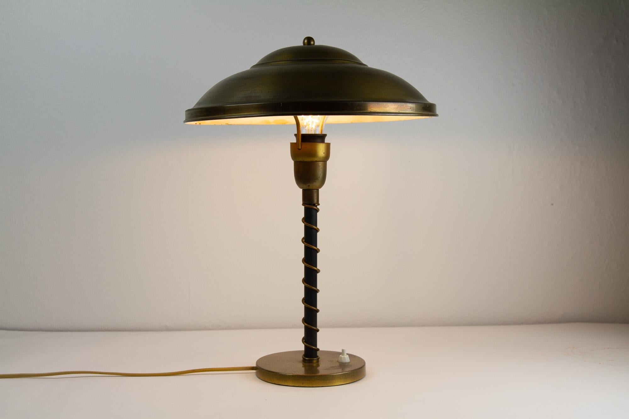 Danish Art Deco Brass Table Lamp, 1930s. For Sale 5