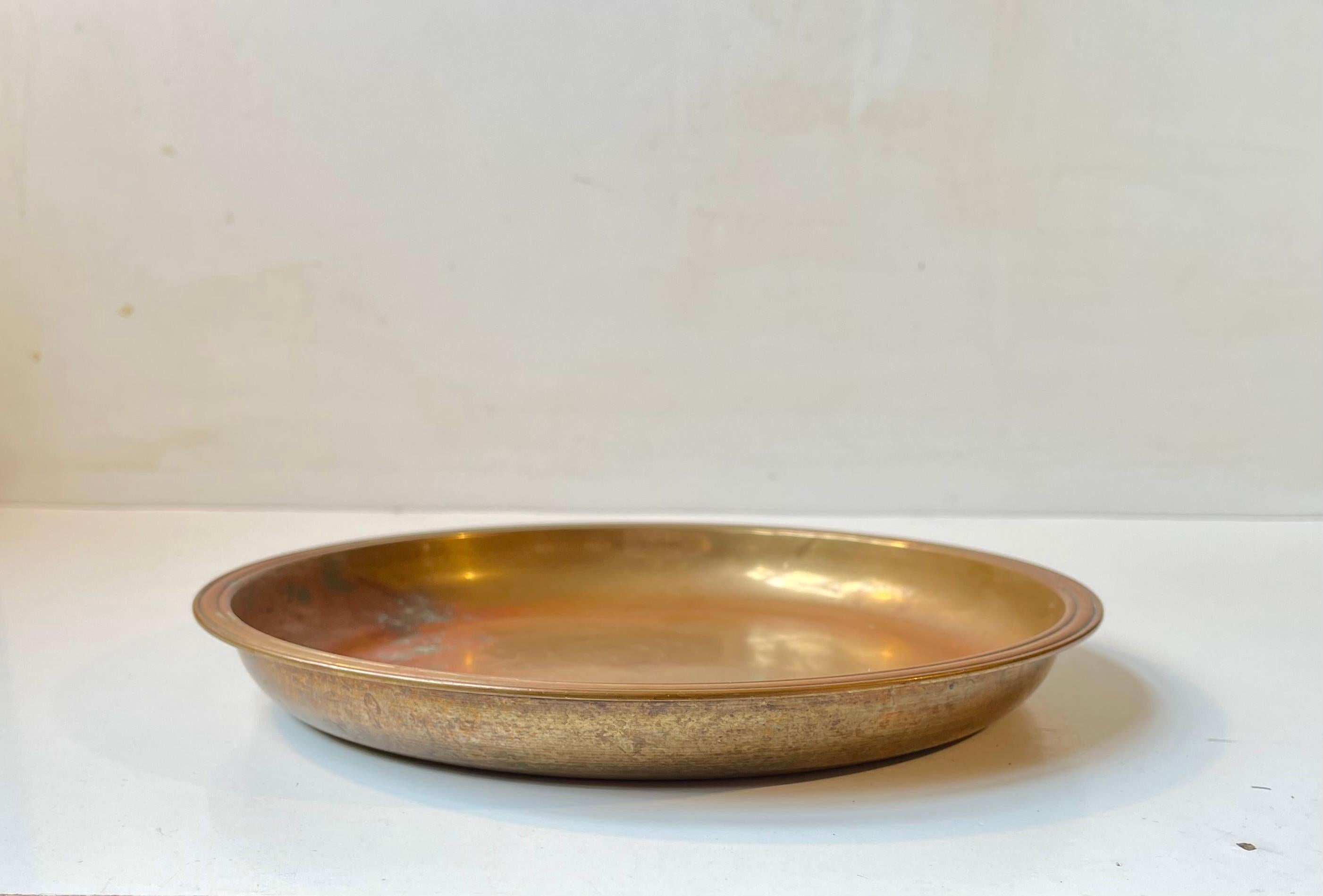 Piatto danese in bronzo Art Deco di Tumulus Dania, anni '30 In condizioni buone in vendita a Esbjerg, DK