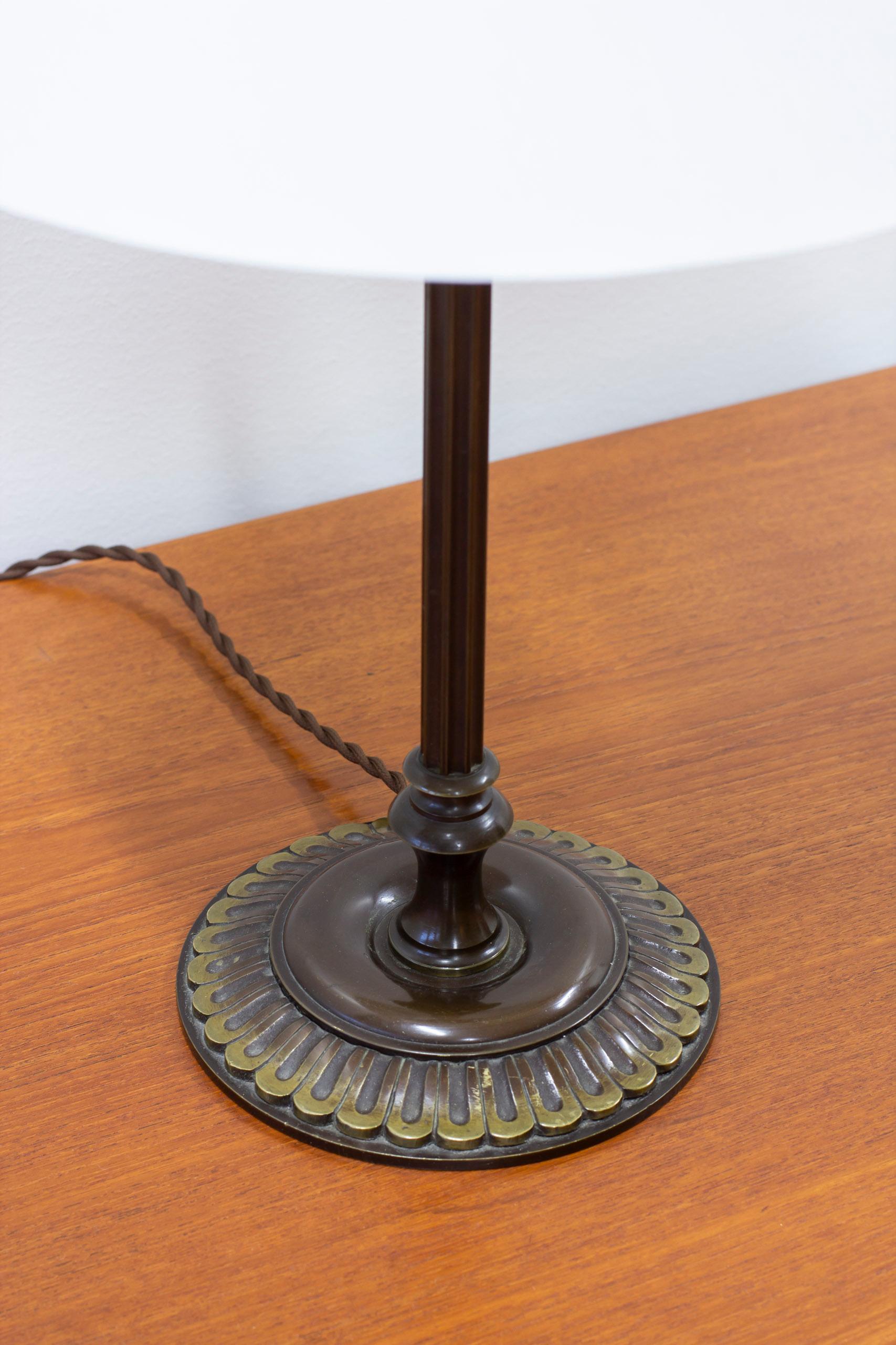 Danois Lampe de table danoise en bronze Art déco, Danemark années 1920 en vente