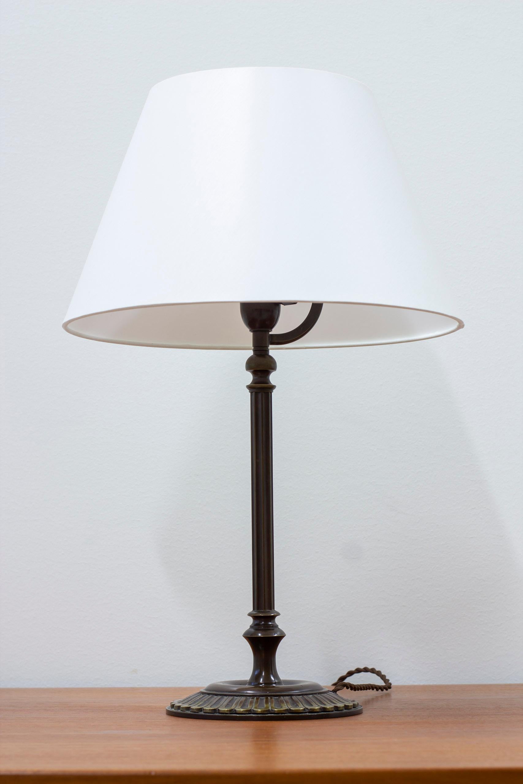 Lampe de table danoise en bronze Art déco, Danemark années 1920 en vente 1