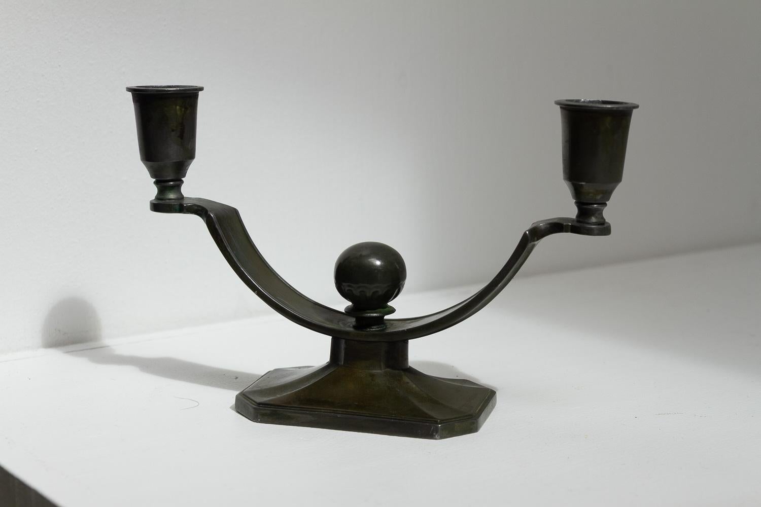 Dänischer Art Deco-Kerzenhalter aus Diskometall von Just Andersen, 1930er Jahre. im Angebot 5