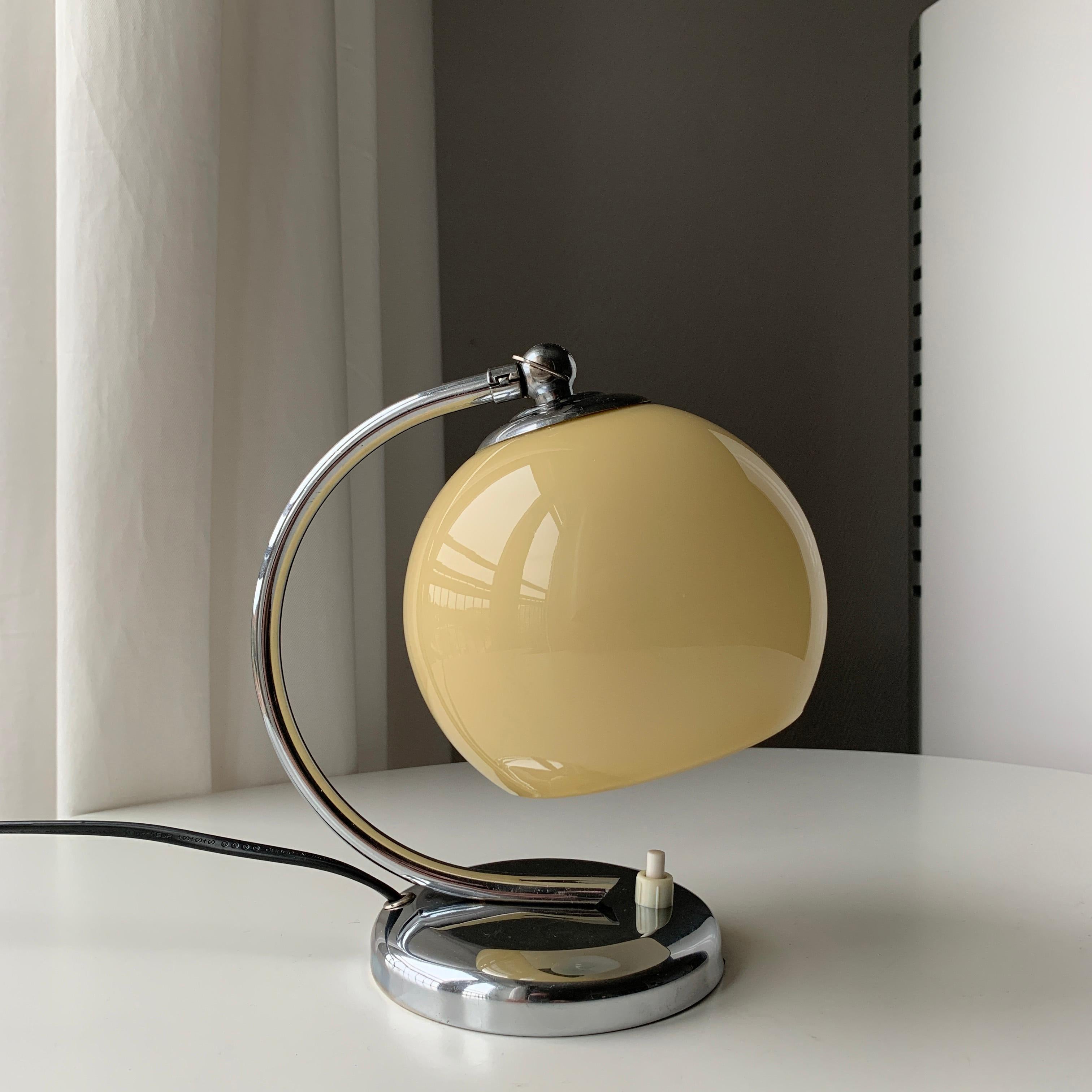 Danish Art Deco Chrome Table Lamp Fog & Mørup For Sale 3
