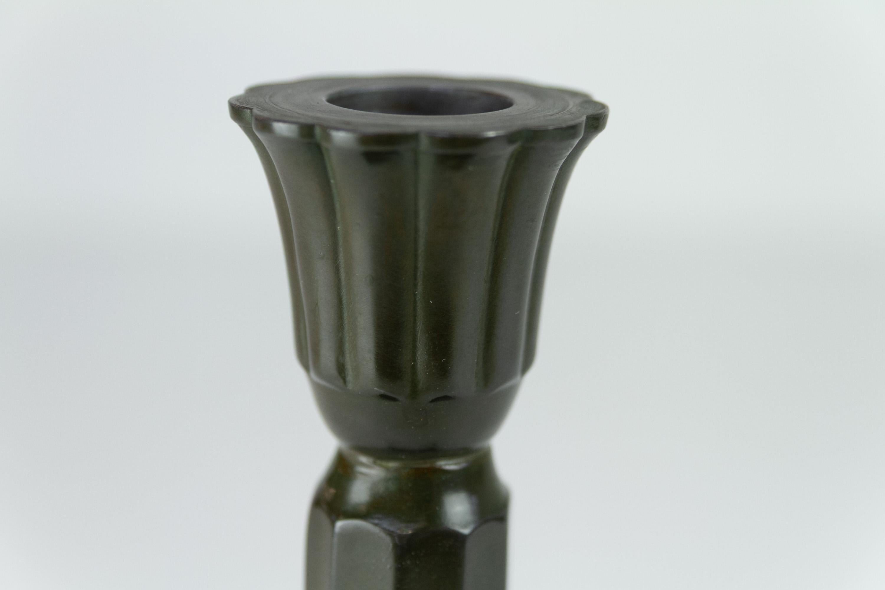 Candeliere danese in metallo Art Deco Disko di Just Andersen, anni '20. in vendita 4