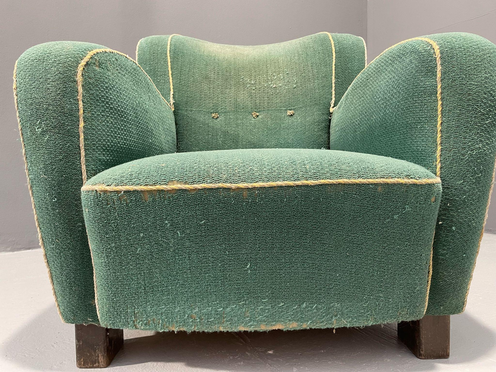 Danish Art Deco / Early Midcentury Lounge Chair in Green Mohair, 1930s–40s 7