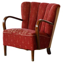 Danish Art Deco Easy Chair with Open Armrests in Mahogany and Scalloped Back