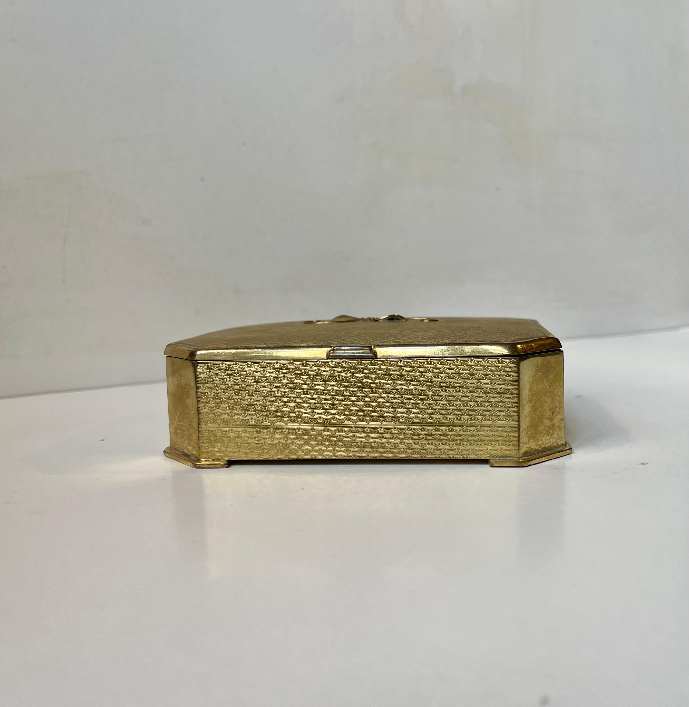 Mid-20th Century Danish Art Deco Guilloche Jewelry Box in Gilt Bronze, 1930s For Sale