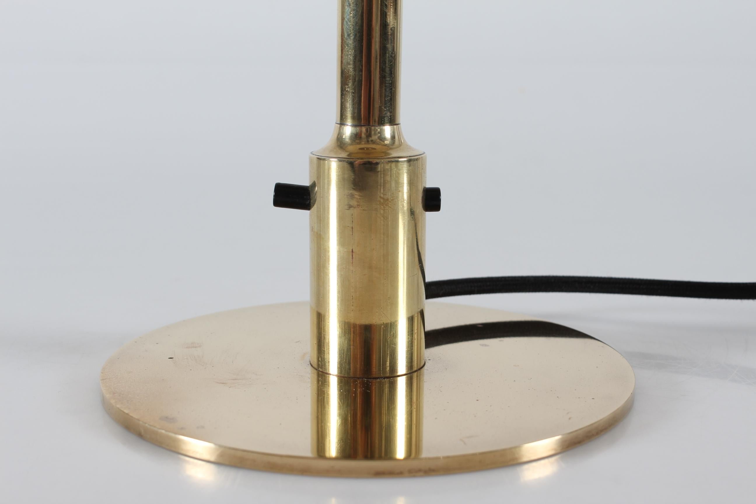 Danish Art Deco table lamp model 