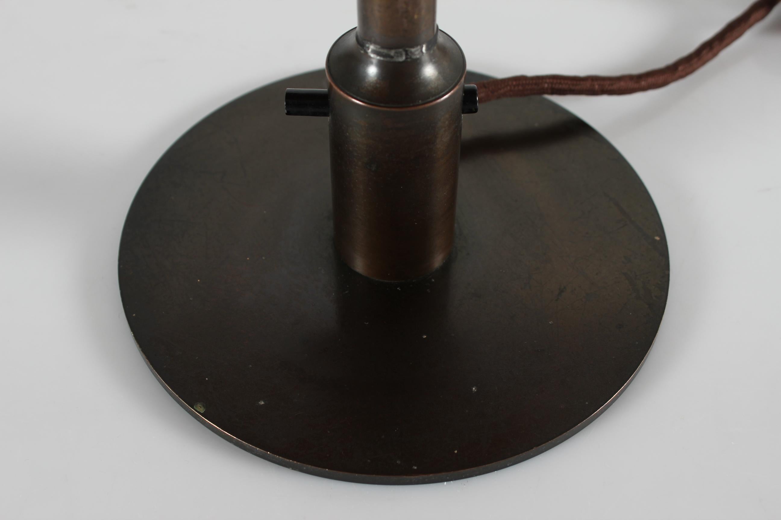 Danish Art Deco Kongelys Table Lamp by Niels Thykier Early Version Fog & Mørup 2
