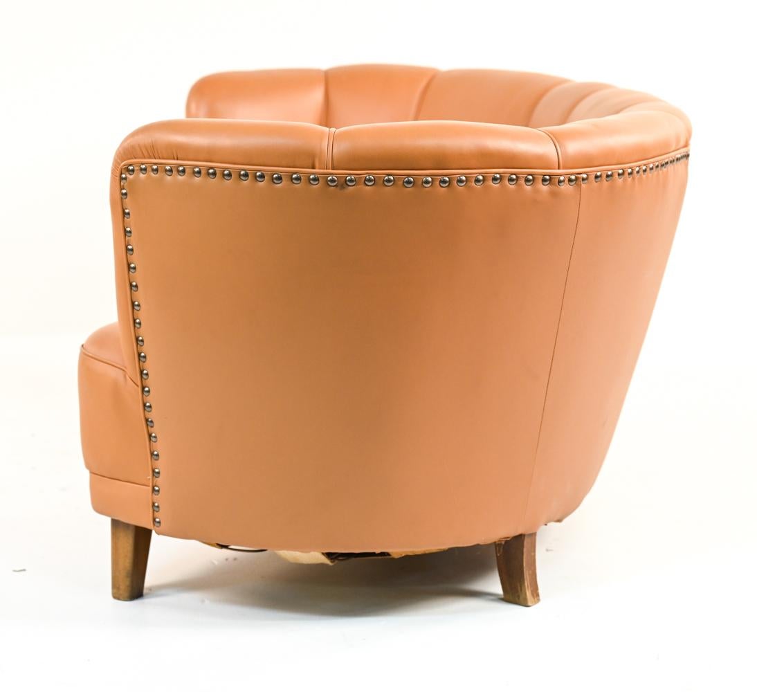 Danish Art Deco Leather Banana Sofa in Lassen/Boesen Style For Sale 4