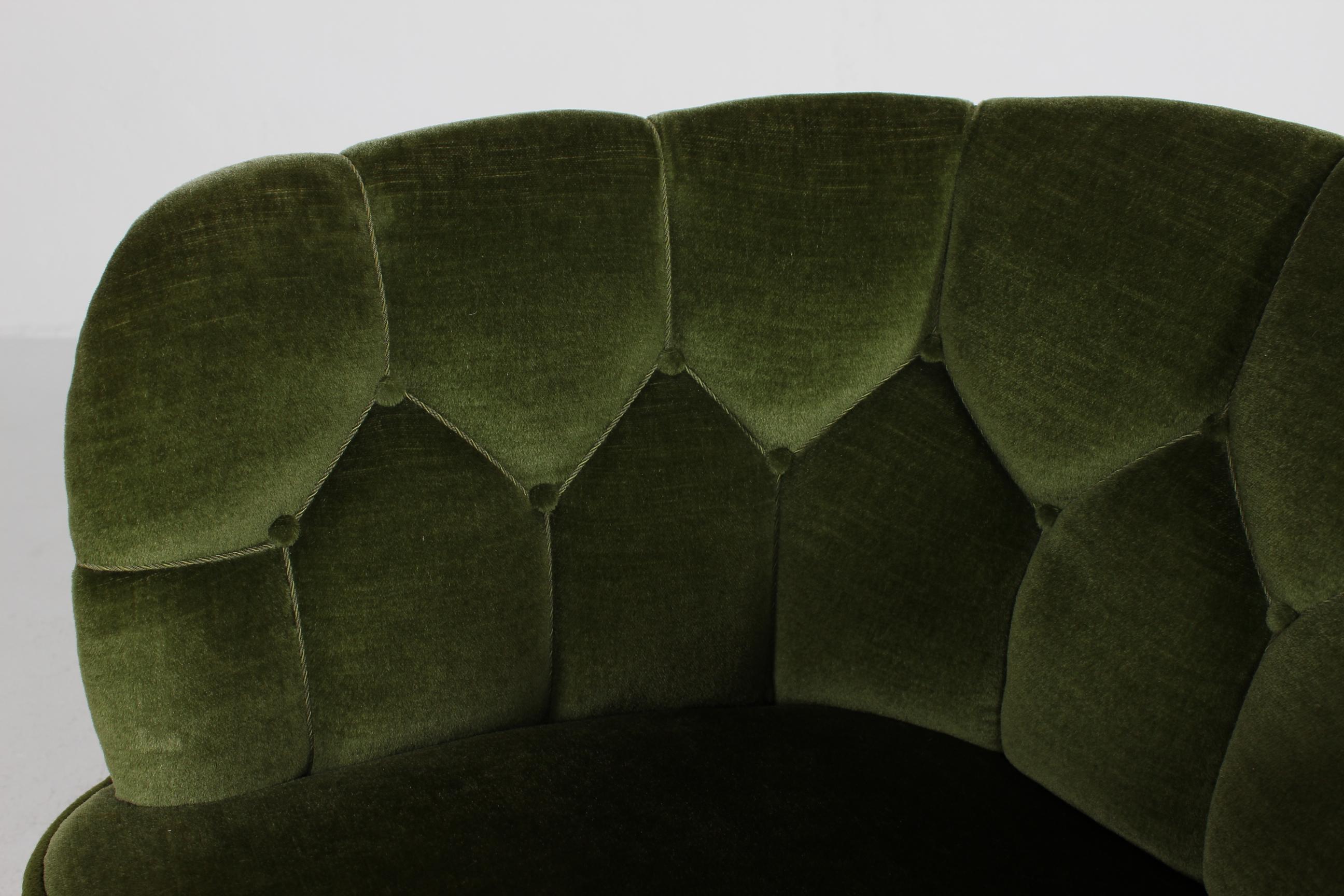 Danish Art Deco Club Chair in Viggo Boesen Style Dark Green Velvet, 1940s 2