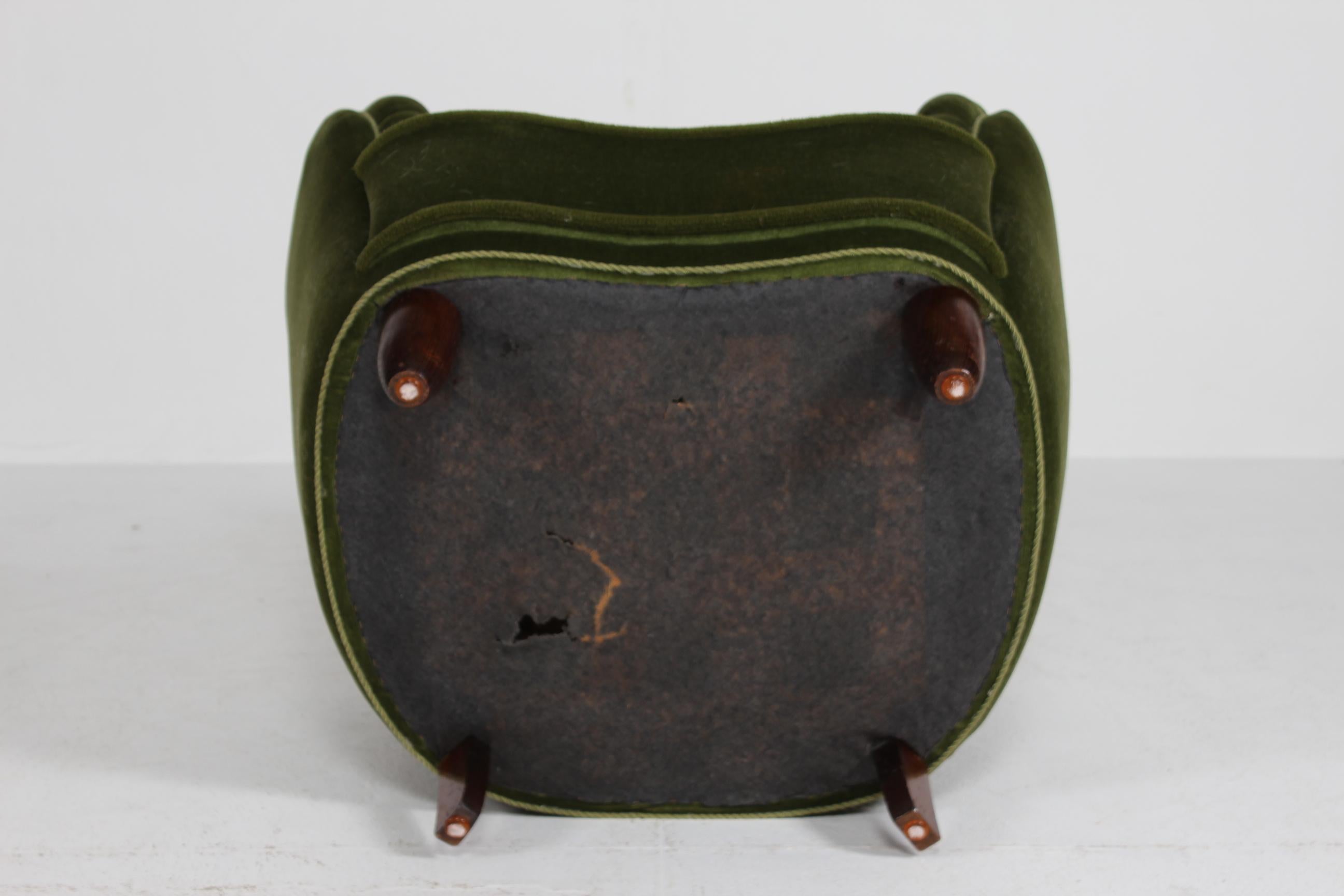 Danish Art Deco Club Chair in Viggo Boesen Style Dark Green Velvet, 1940s 4
