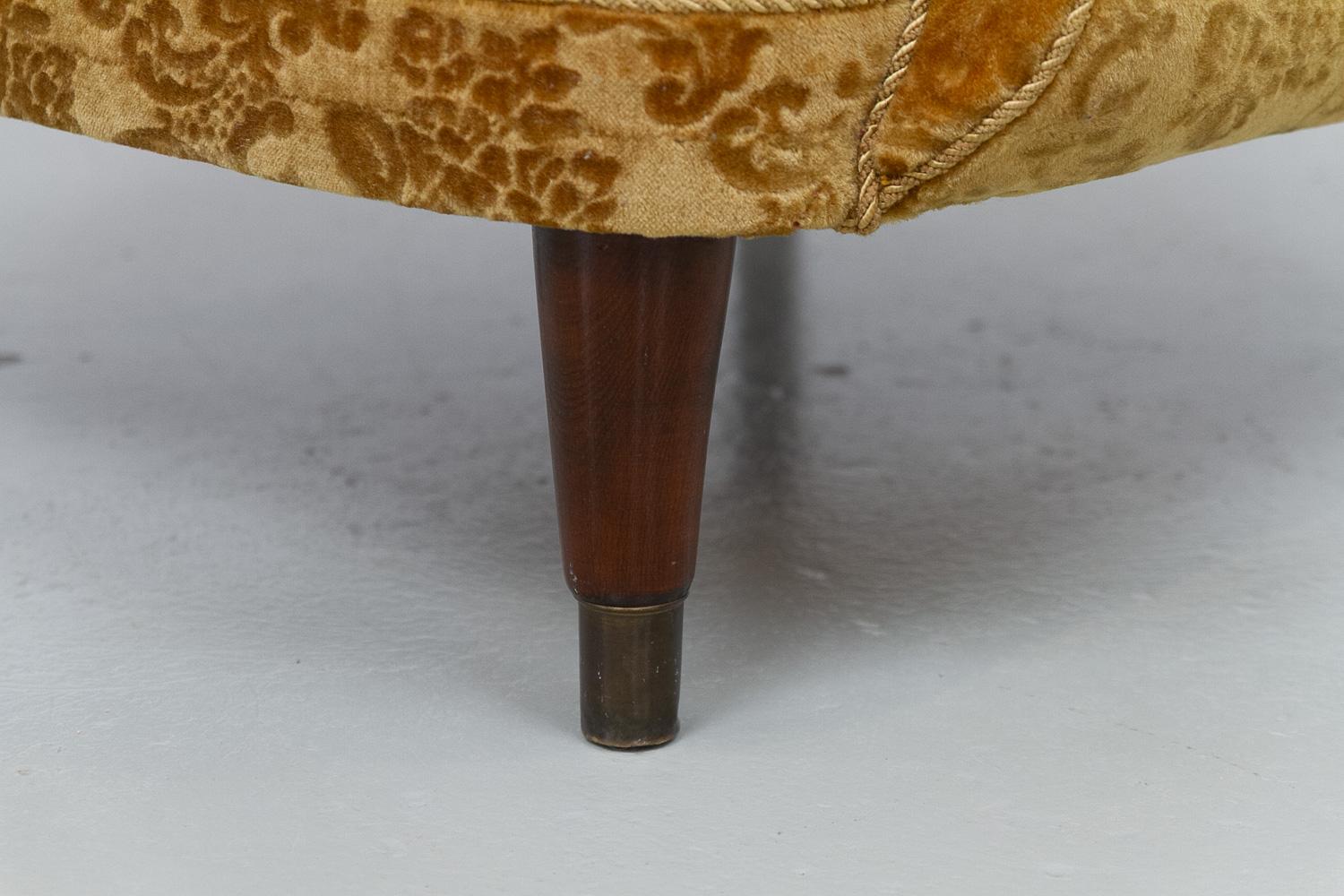Chaise longue danoise Art déco en velours jaune doré, années 1940 en vente 4