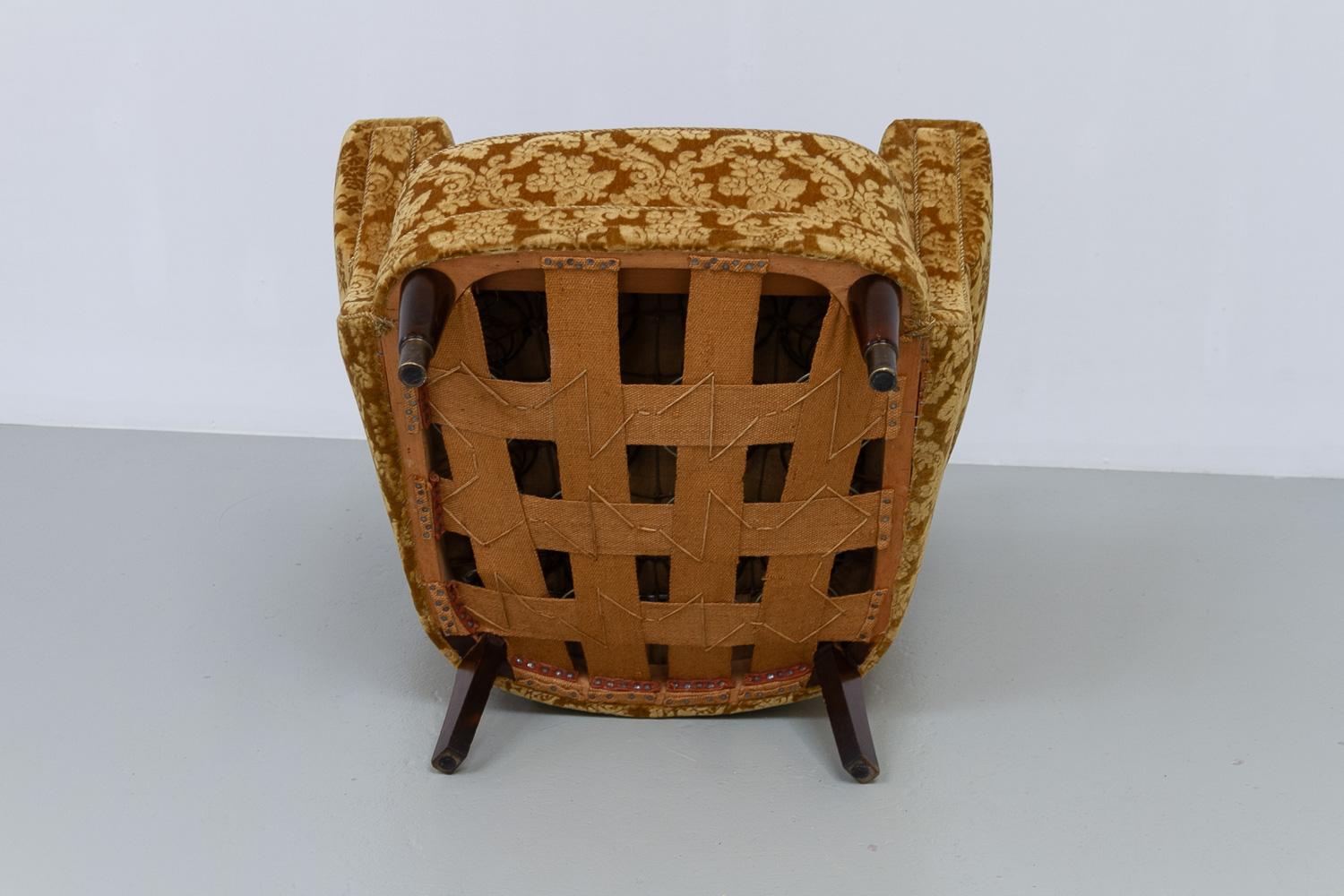 Chaise longue danoise Art déco en velours jaune doré, années 1940 en vente 9