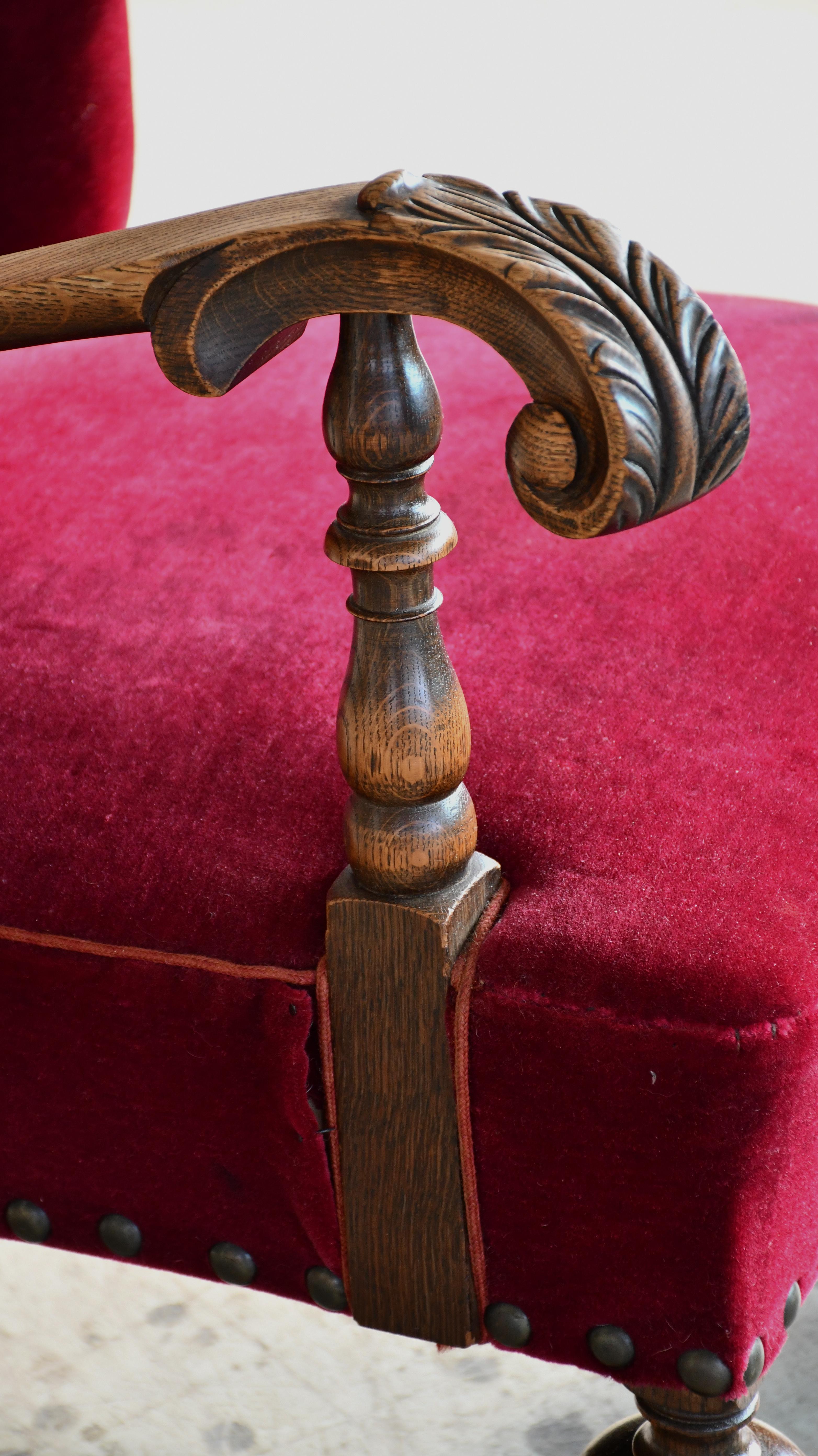 Danish Art Deco Lounge Chair in Red Mohair and Fancy Carved Oak, 1930's For Sale 2