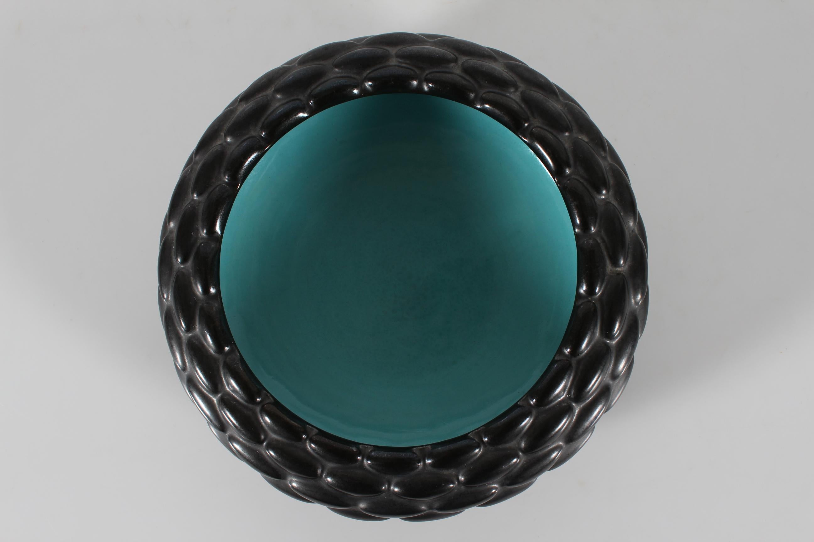 Glazed Danish Art Deco Michael Andersen & Søn Budding Style Bowl Black & Turquoise For Sale