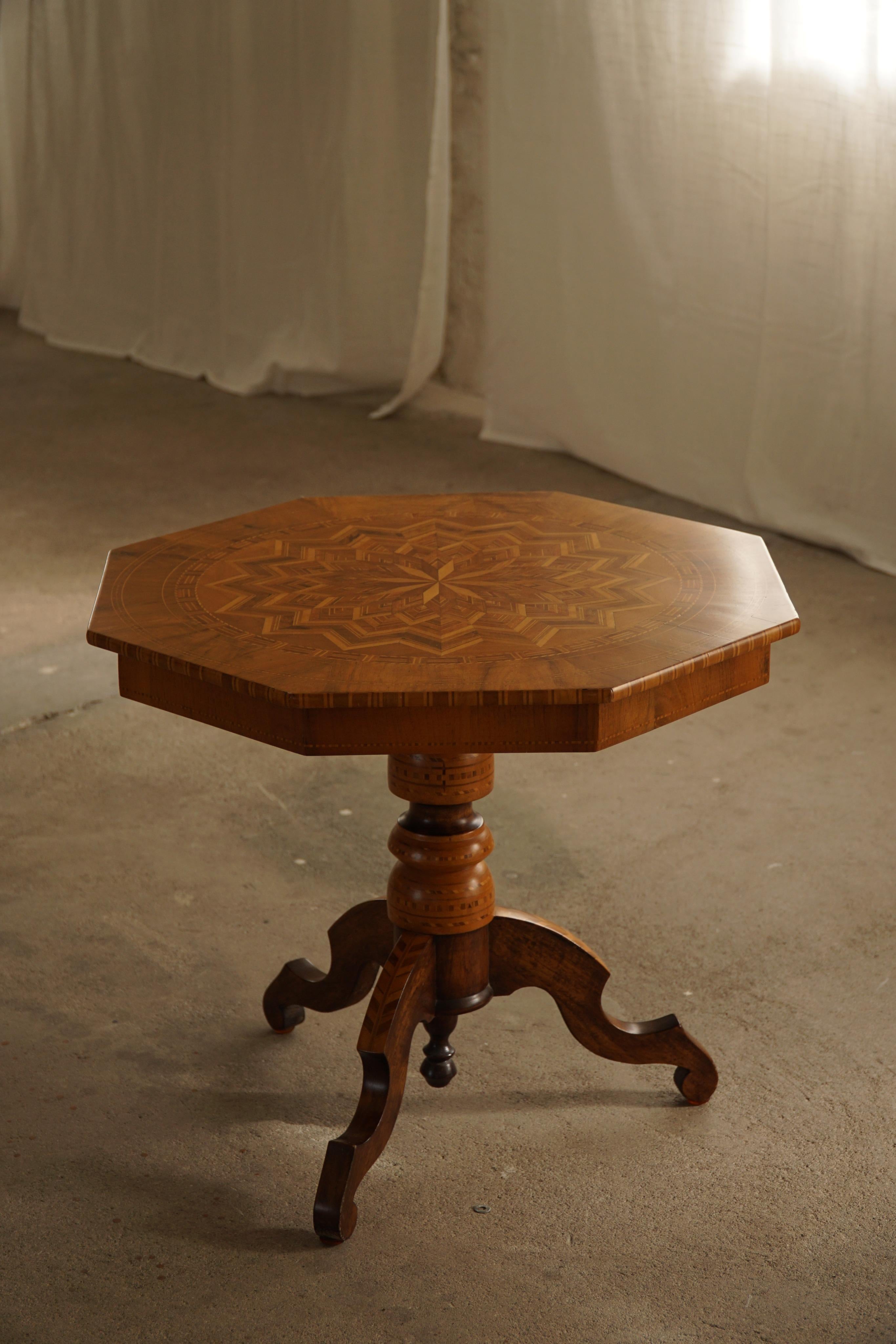 Danish Art Deco, Octagon Side Table in Birch With Intarsia Top, 1940s For Sale 2