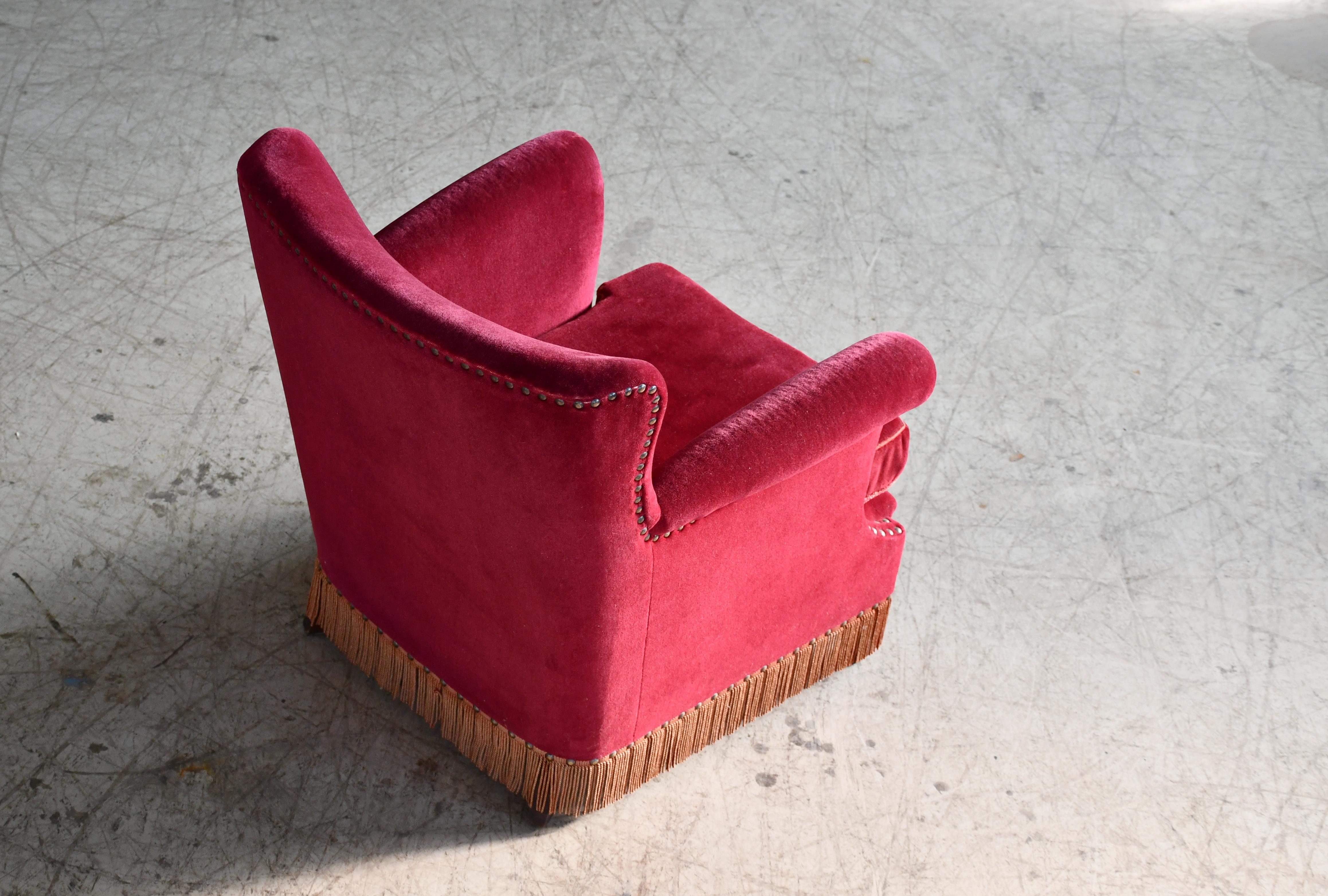 Mid-20th Century Danish Art Deco or Early Midcentury Club or Lounge Chair in Red Mohair Ca. 1950 For Sale