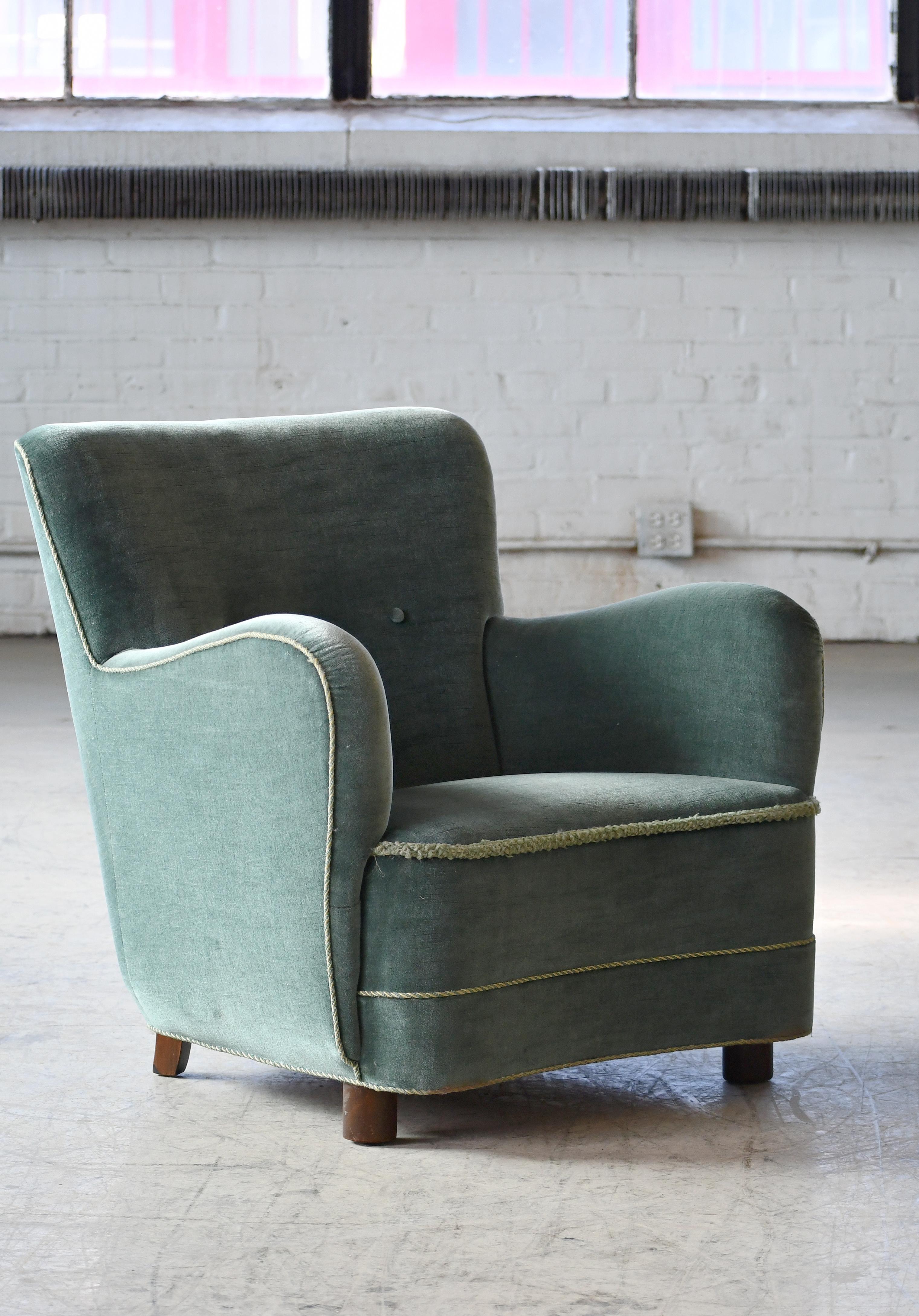 Danish Art Deco or Early Midcentury Lounge Chair in Green Mohair 1930-40s For Sale 2