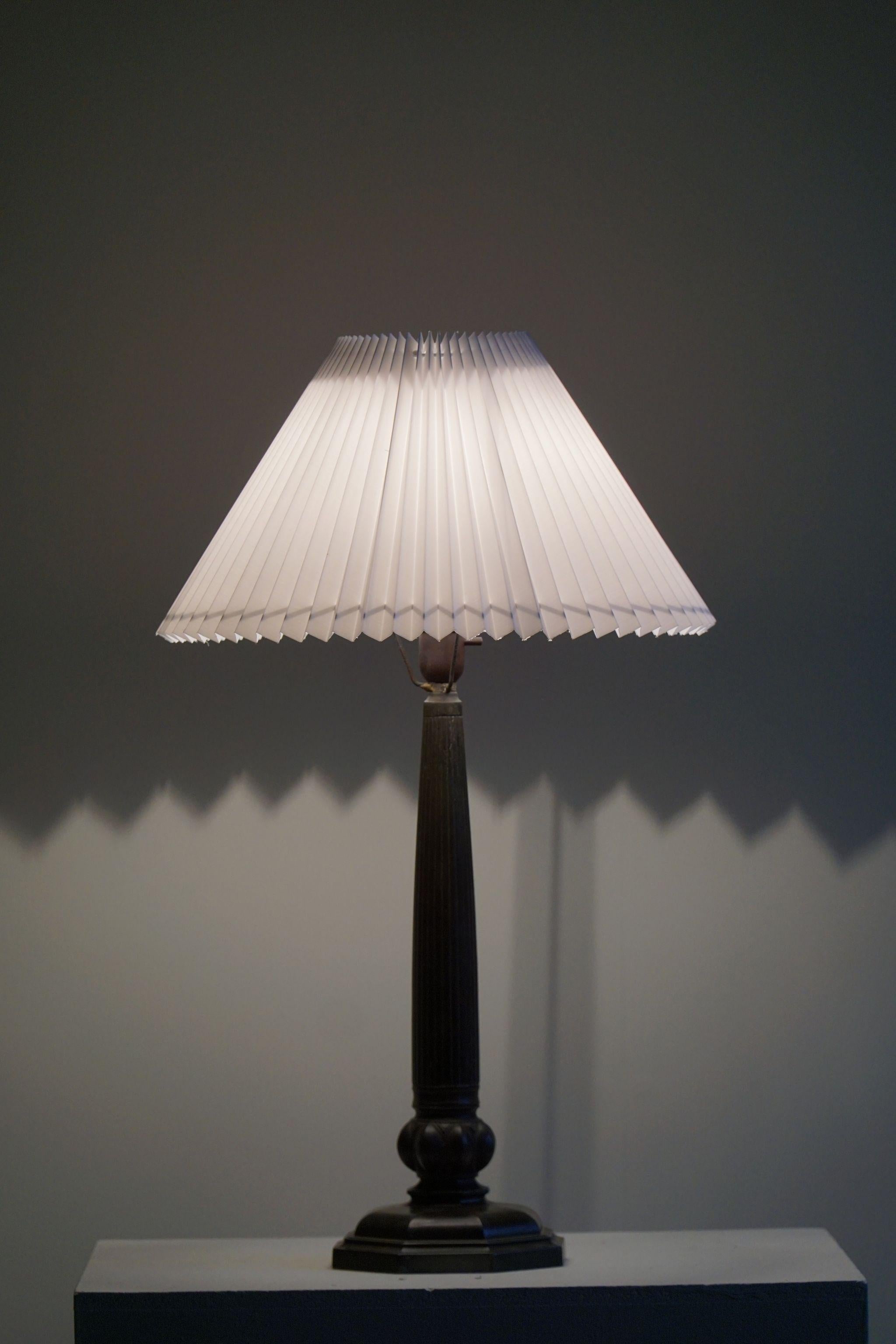 Danish Art Deco Rare Table Lamp by Just Andersen in Diskometal, Model 2288, 1920 For Sale 6