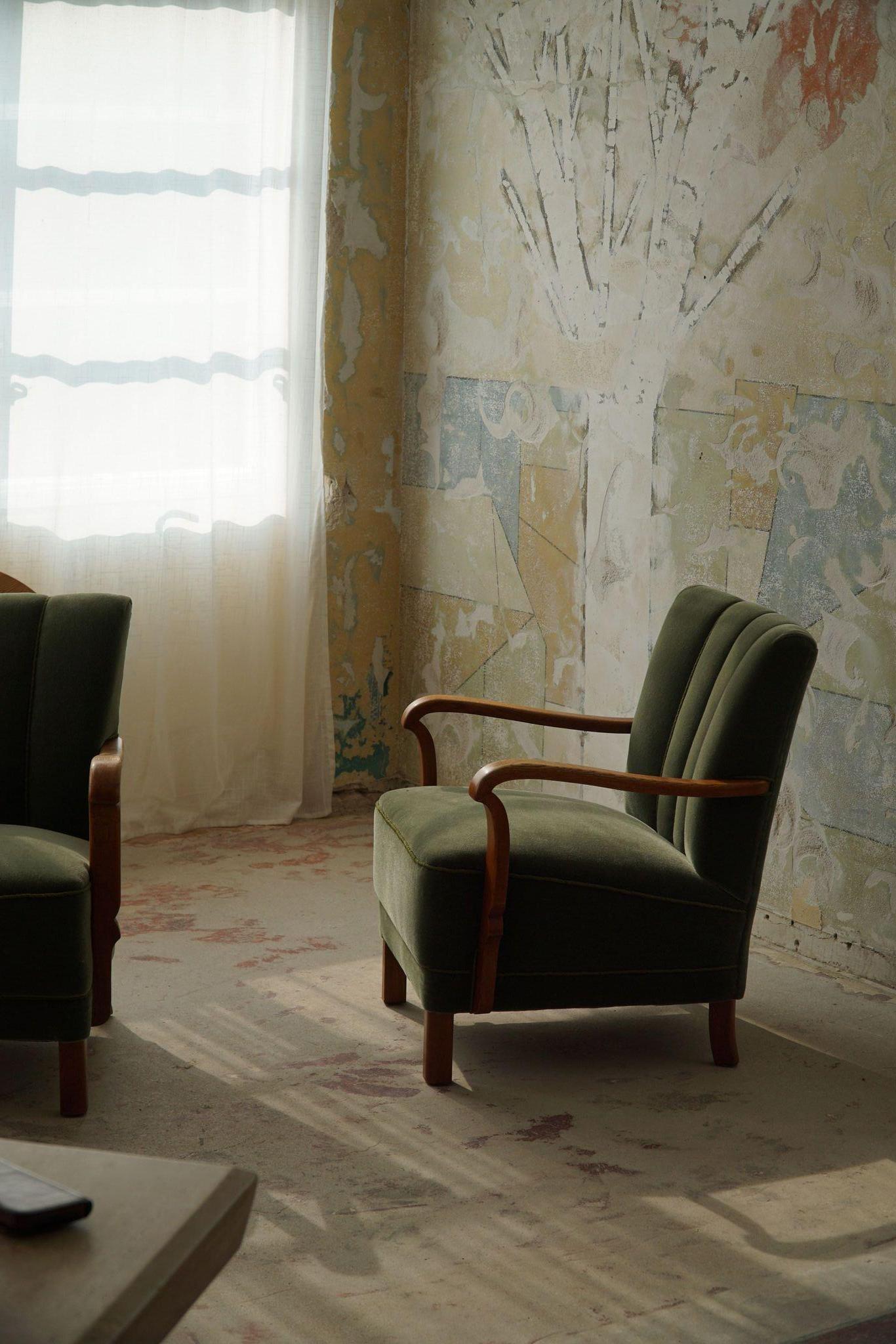Art Decó danés, juego de 3 sillones de roble, retapizados en mohair verde, años 30 en Bueno estado para la venta en Odense, DK
