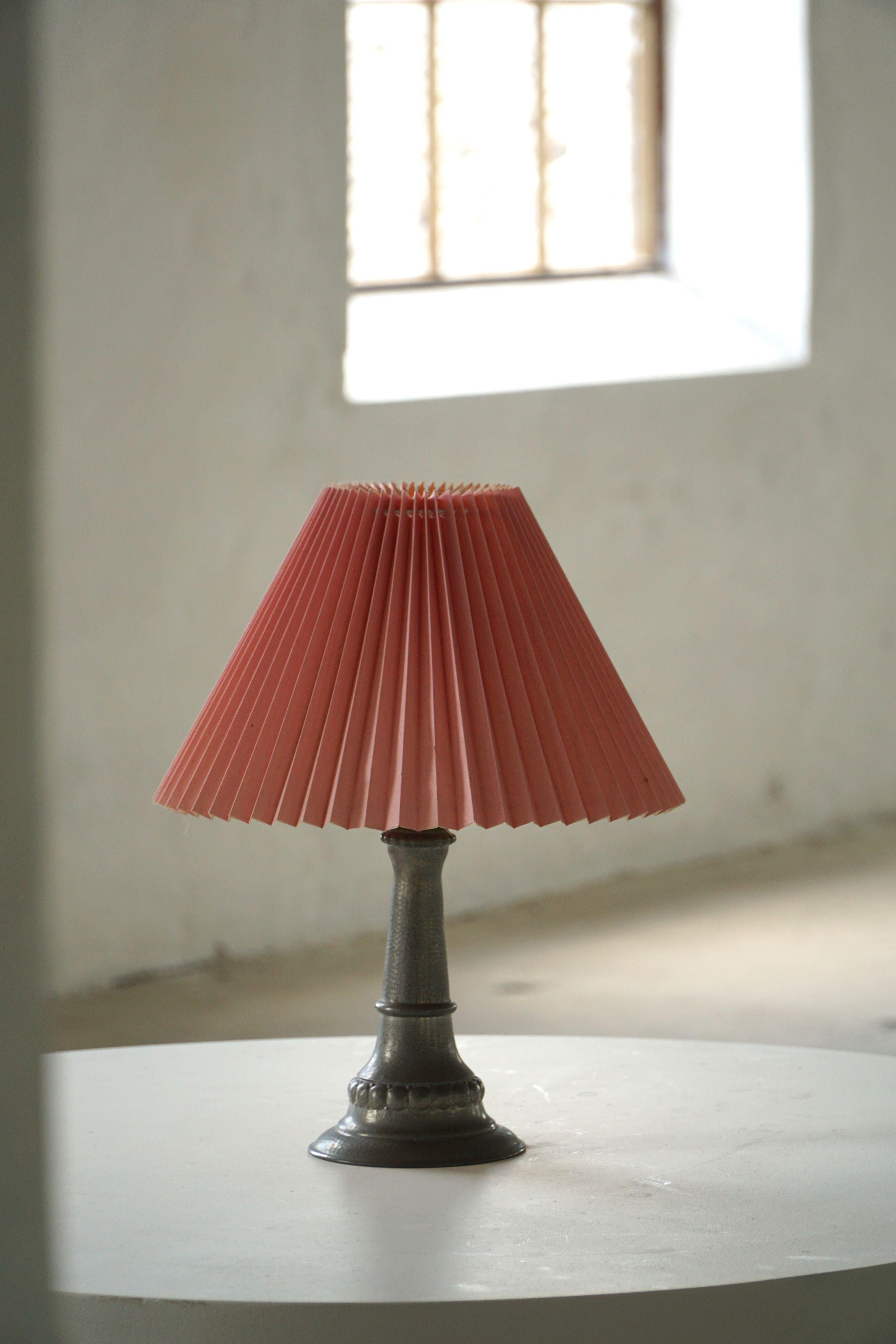 20th Century Danish Art Deco Table Lamp in Tin with Pink Pleated Shade, 1940s For Sale