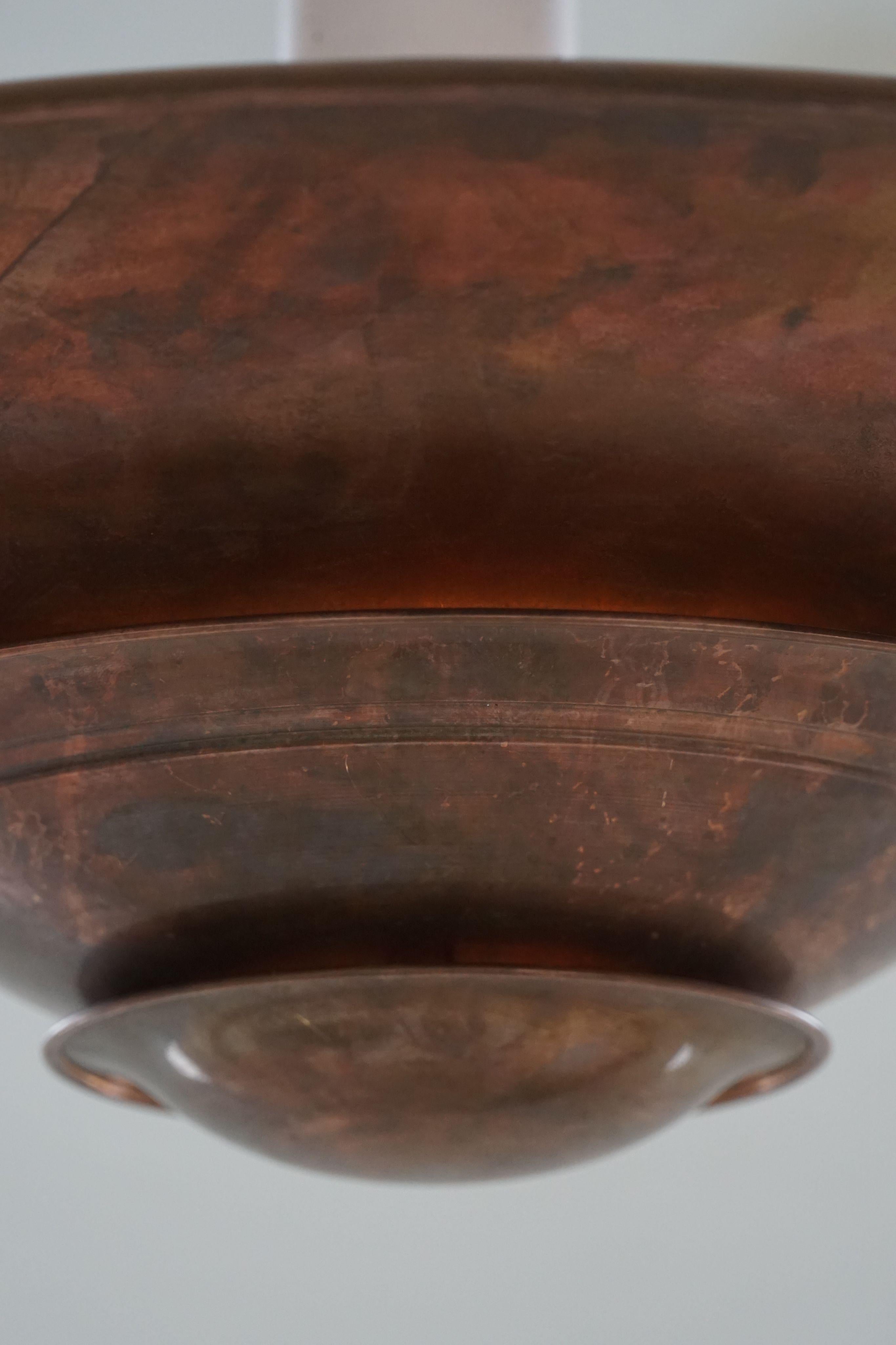 XX secolo Ciondolo danese Art Deco a luce abbagliante di Louis Poulsen, modello 