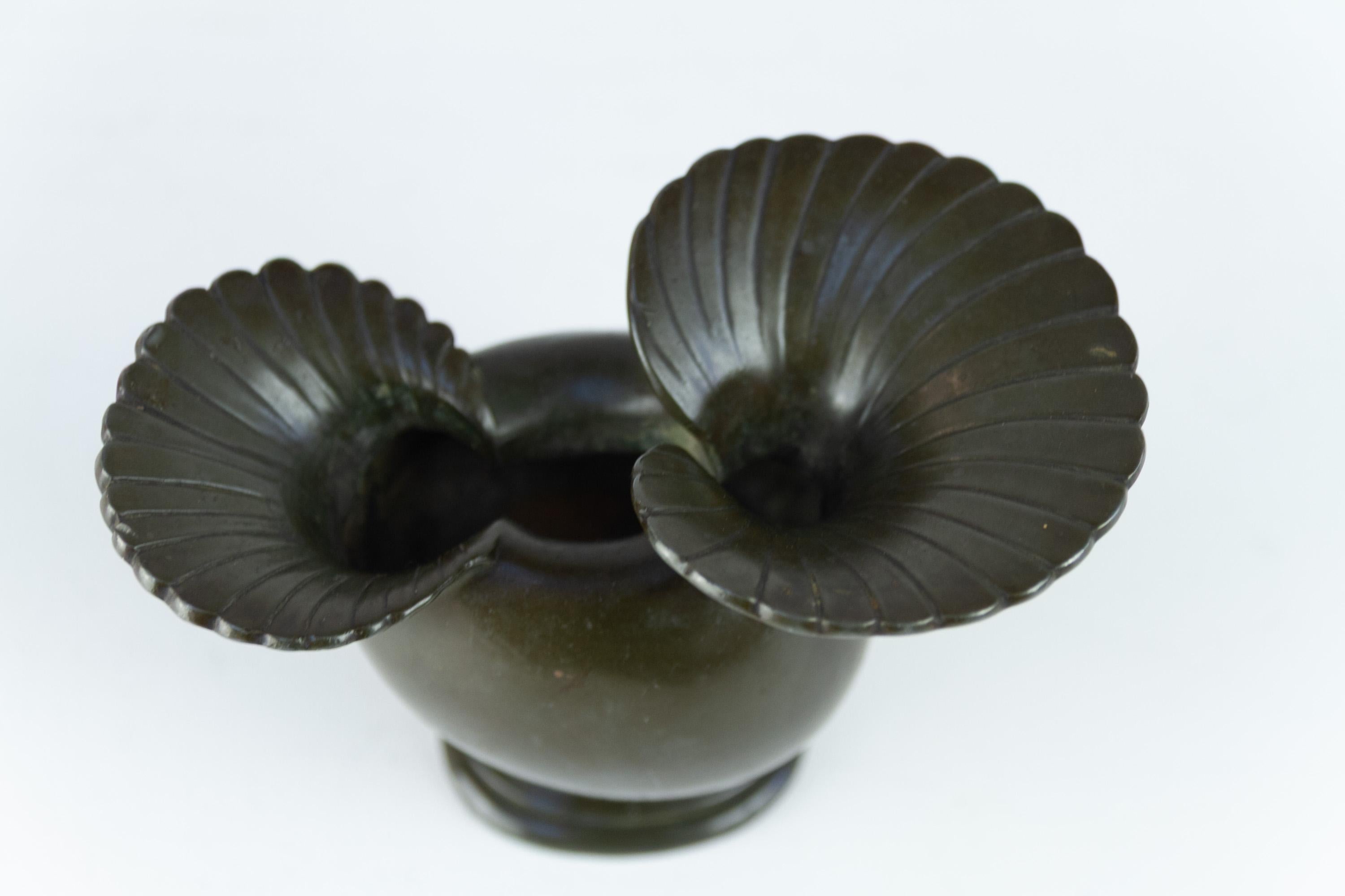 Vaso danese Art Deco di Just Andersen, anni '30. In condizioni buone in vendita a Asaa, DK