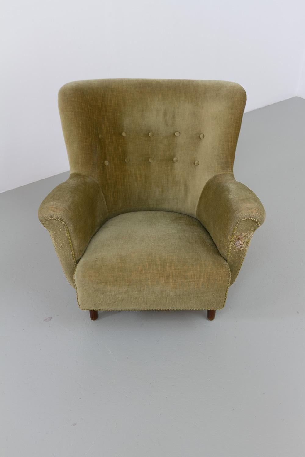 Danish Art Deco Velvet Lounge Chair, 1940s. For Sale 5