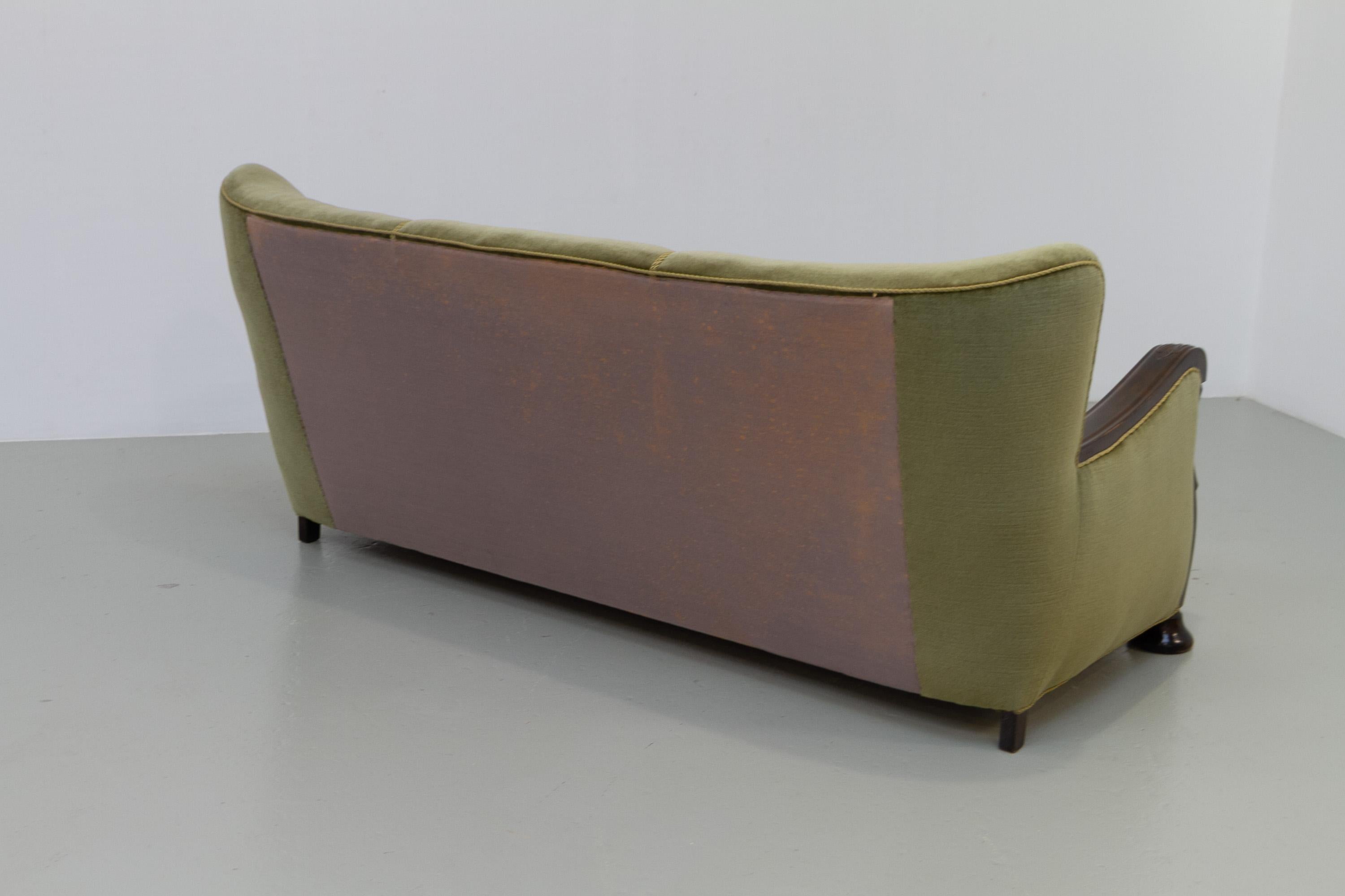 Canapé serpentin en velours art déco danois, années 1930. en vente 3