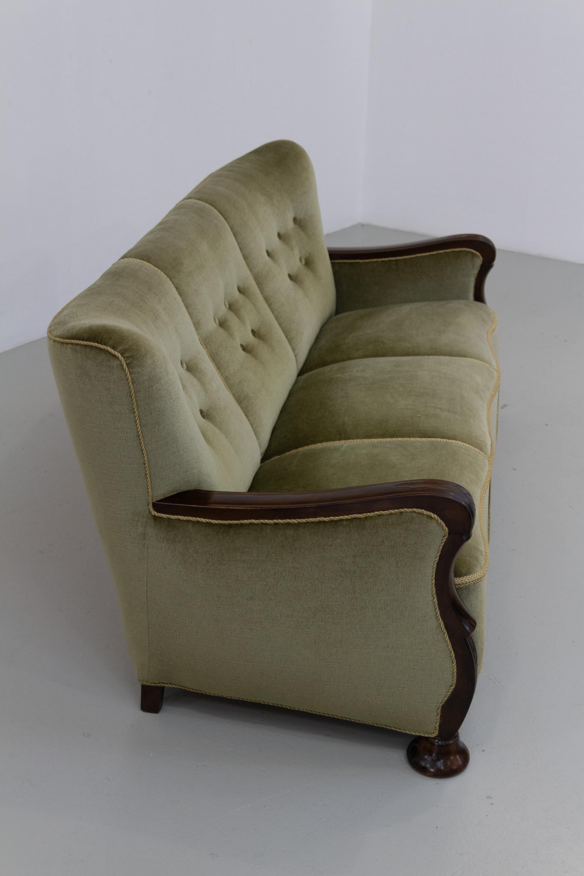 Art déco Canapé serpentin en velours art déco danois, années 1930. en vente