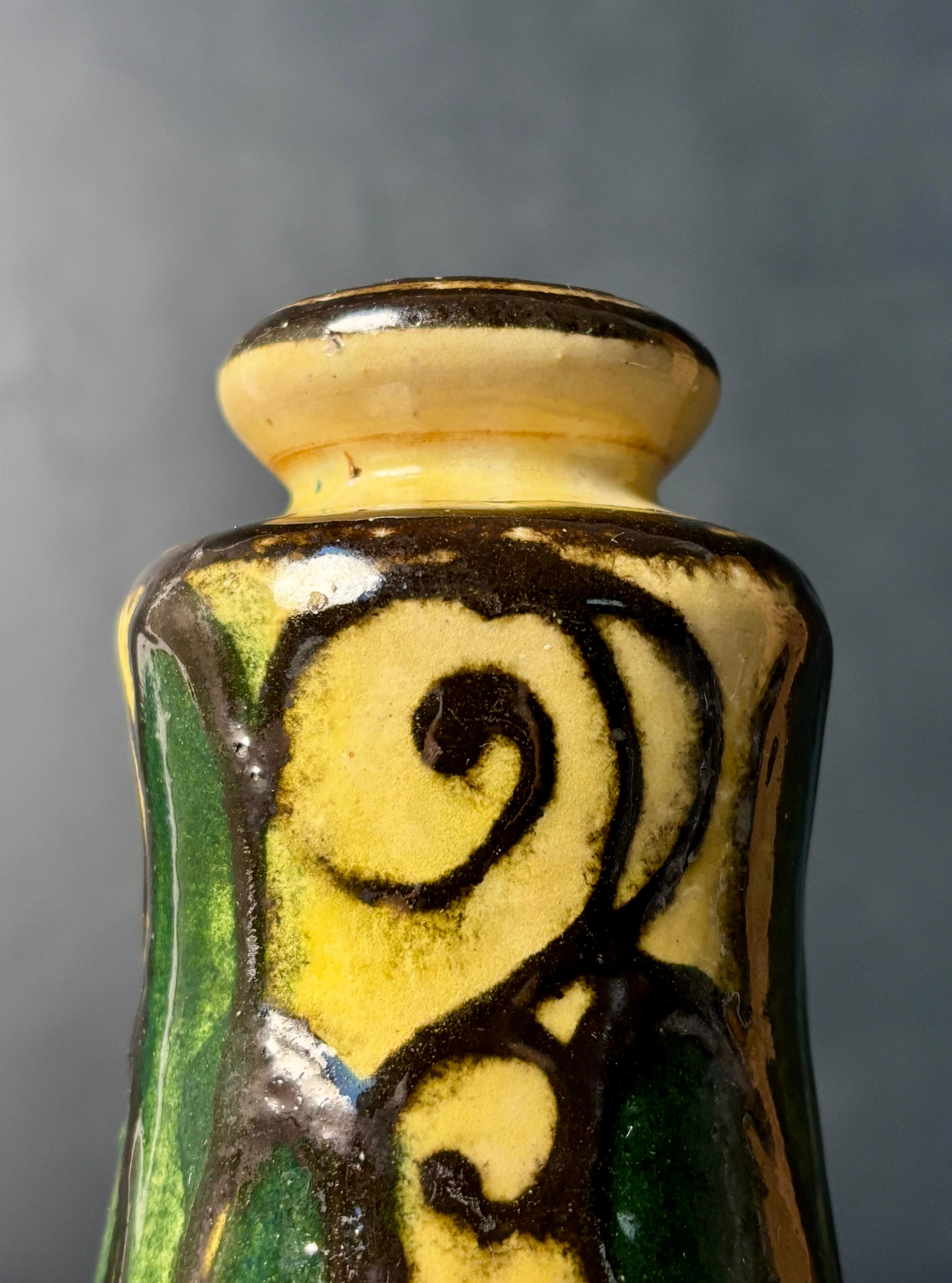 Vaso danese Art Nouveau con corna di mucca smaltate, anni '30 In condizioni buone in vendita a Copenhagen, DK
