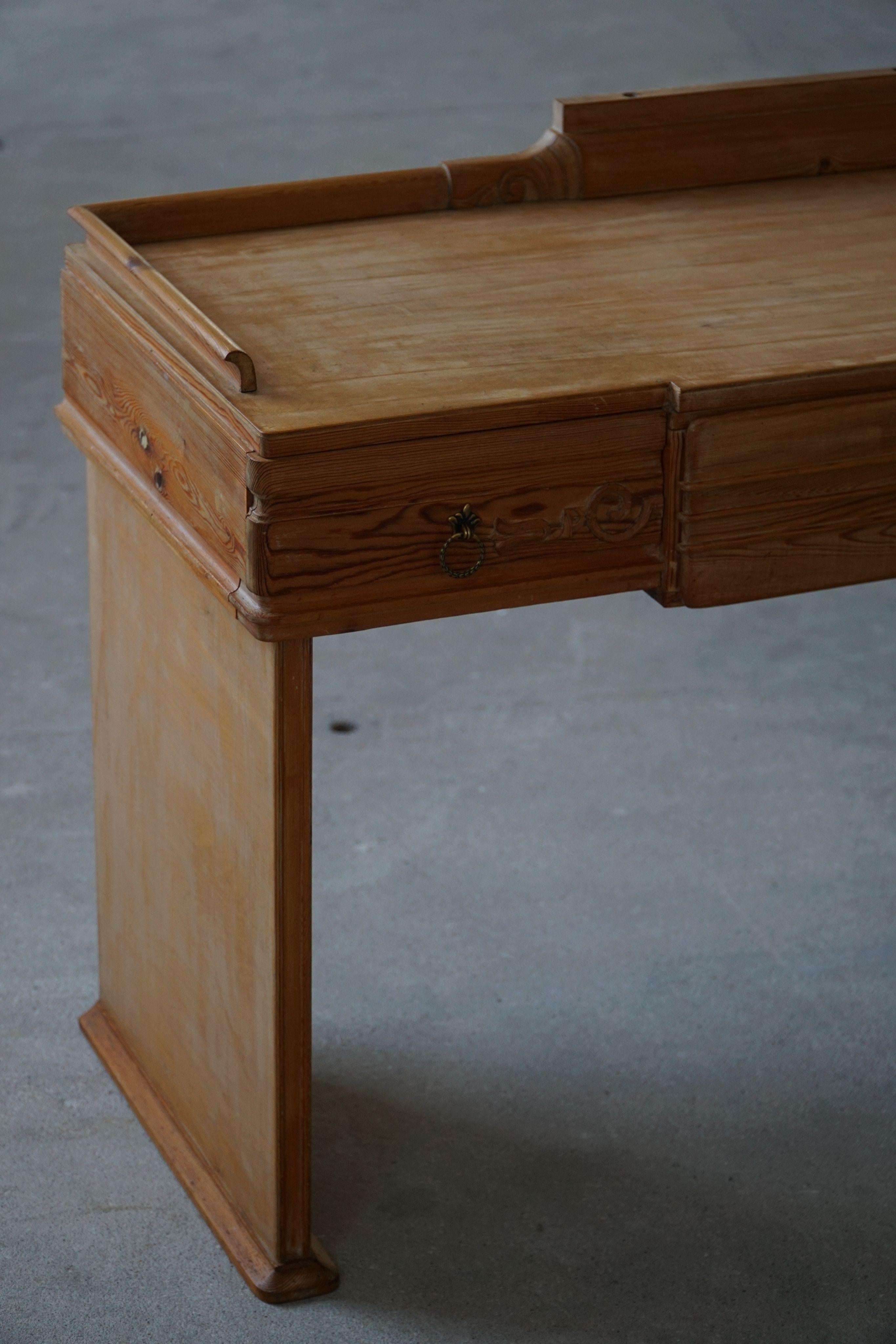 20th Century Danish Art Nouveau, Handcrafted Dressing Table / Desk in Pine, Early 20th C For Sale
