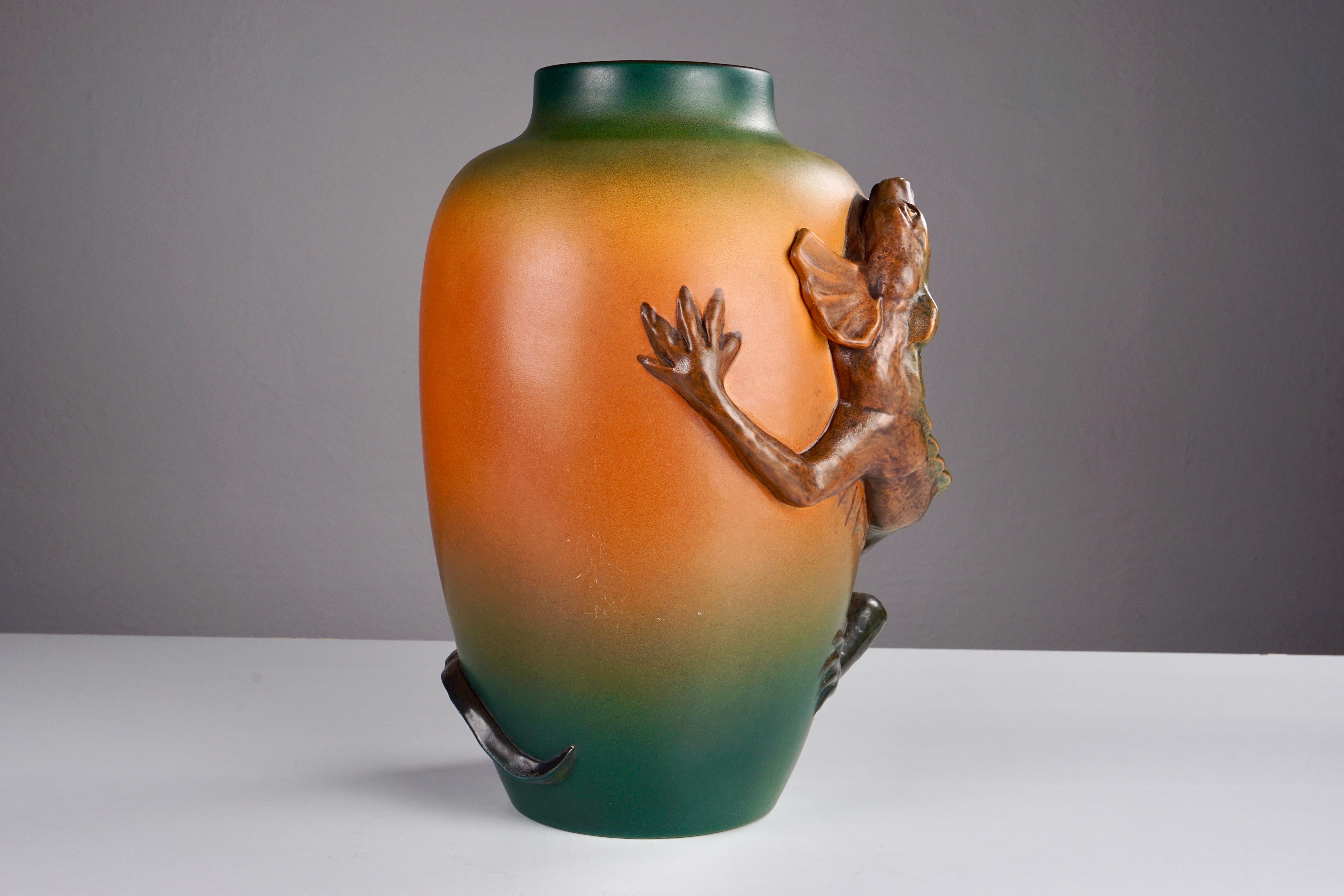 1890´s Danish Art Nouveau Lizard Vase by Lauritz Jensen for P. Ipsens Enke In Good Condition In Knebel, DK