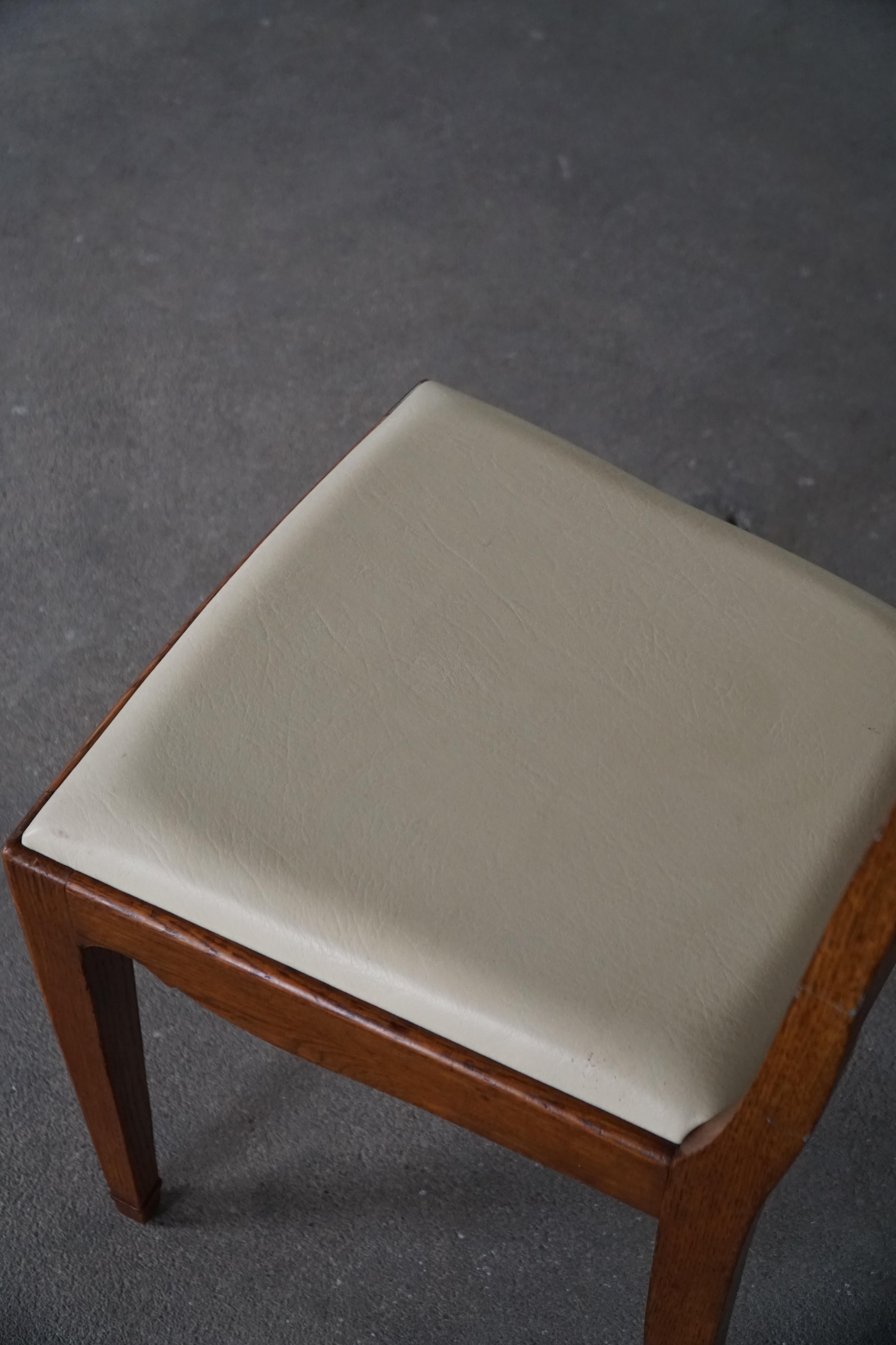 Set di 8 sedie da pranzo scultoree in Oak e pelle, anni '20, Art Nouveau danese in vendita 9