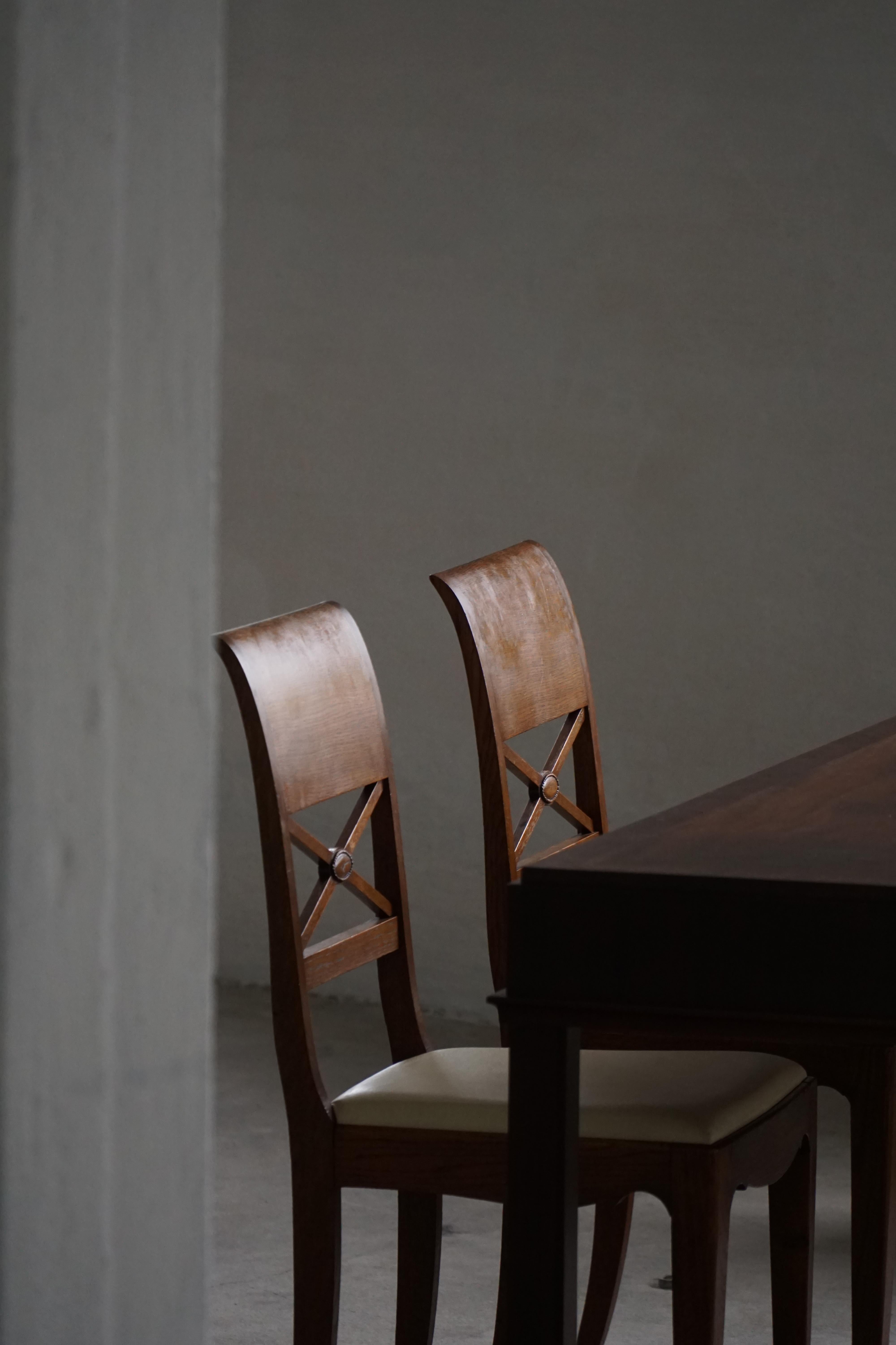 Set di 8 sedie da pranzo scultoree in Oak e pelle, anni '20, Art Nouveau danese in vendita 10