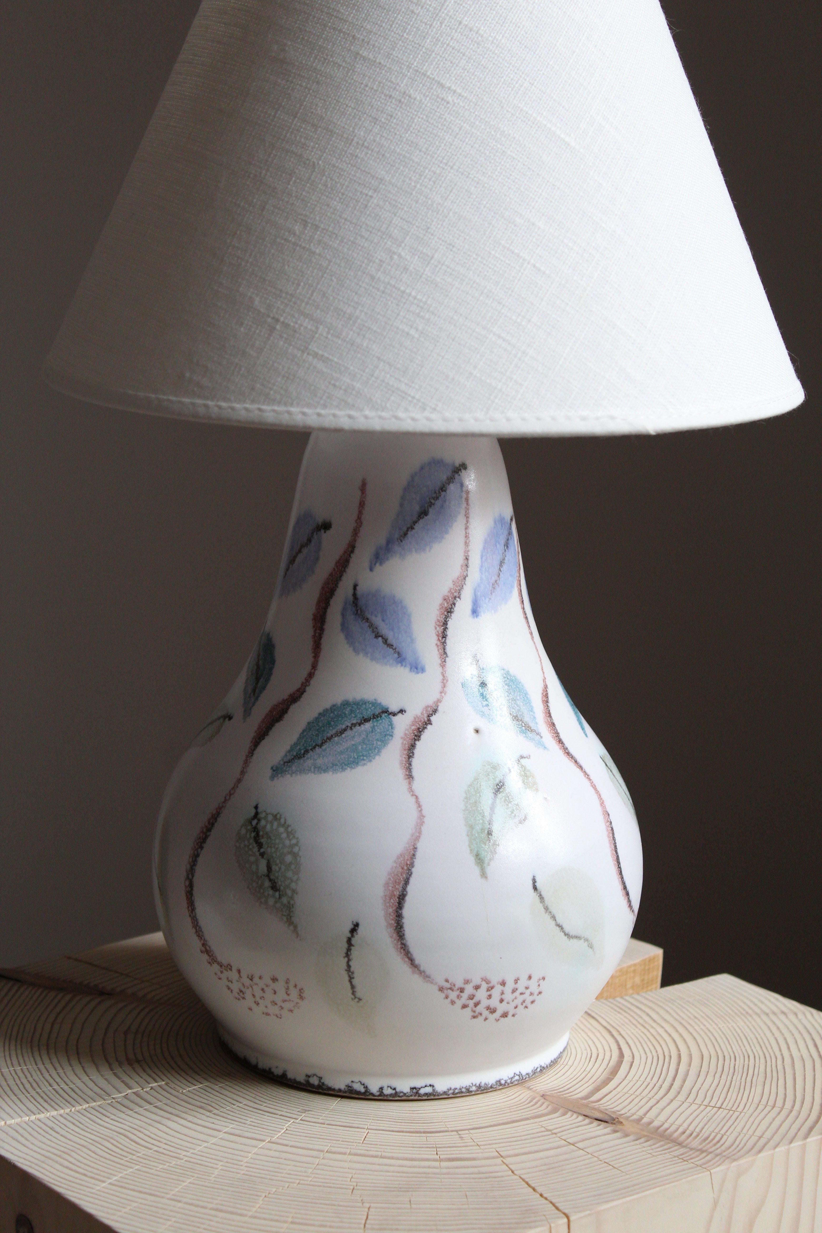Danish Artist, Organic Studio Table Lamp, Painted Stoneware, Denmark, 1960s In Good Condition In High Point, NC