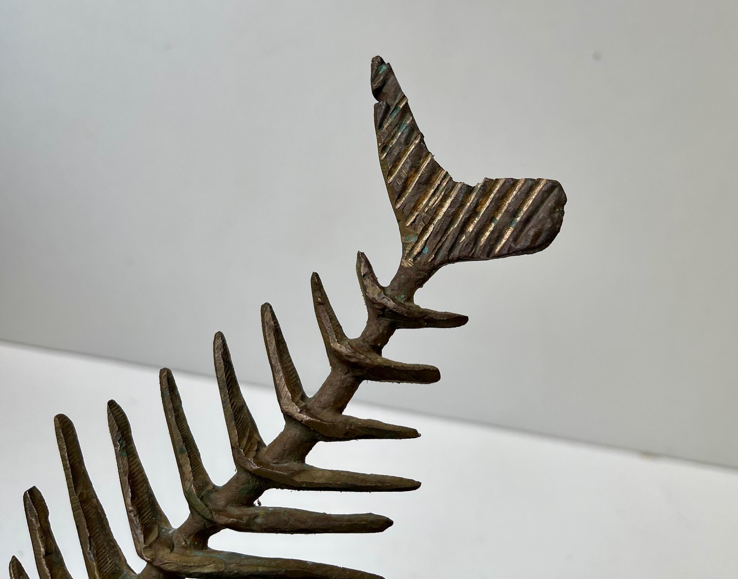 Der dänische Künstler Peder E. Madsen Brutalistisches Urzeit-Schwertfisch-Skelett aus Bronze (Patiniert) im Angebot