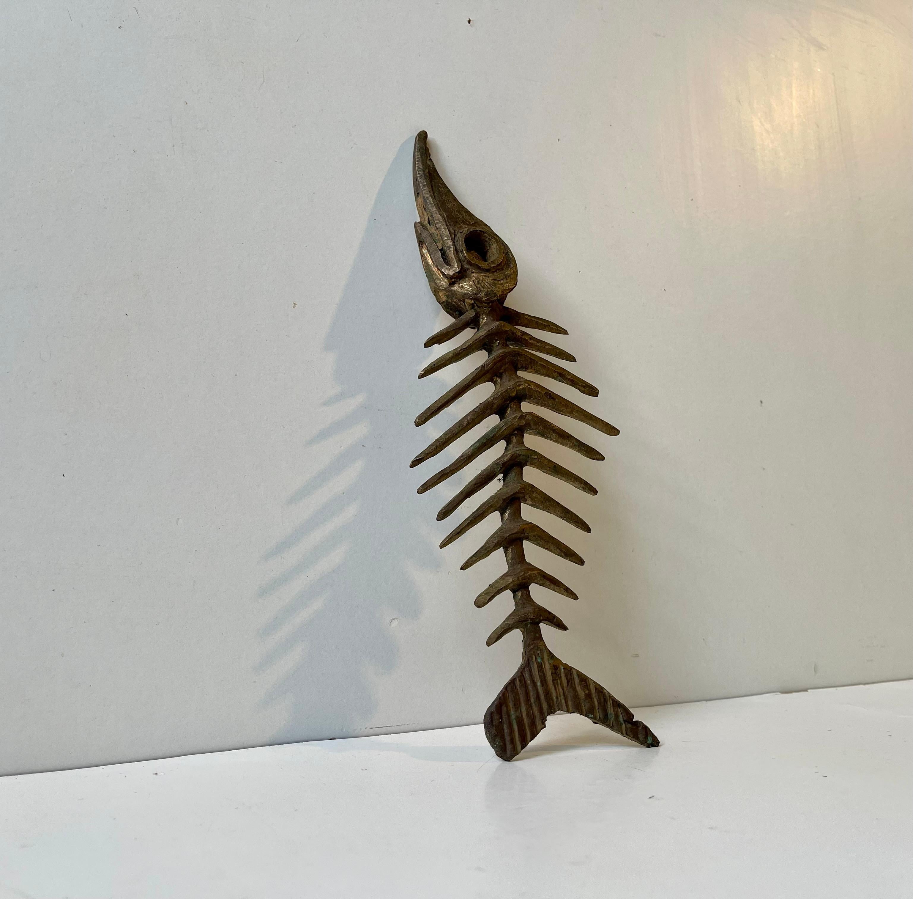 Der dänische Künstler Peder E. Madsen Brutalistisches Urzeit-Schwertfisch-Skelett aus Bronze (Ende des 20. Jahrhunderts) im Angebot