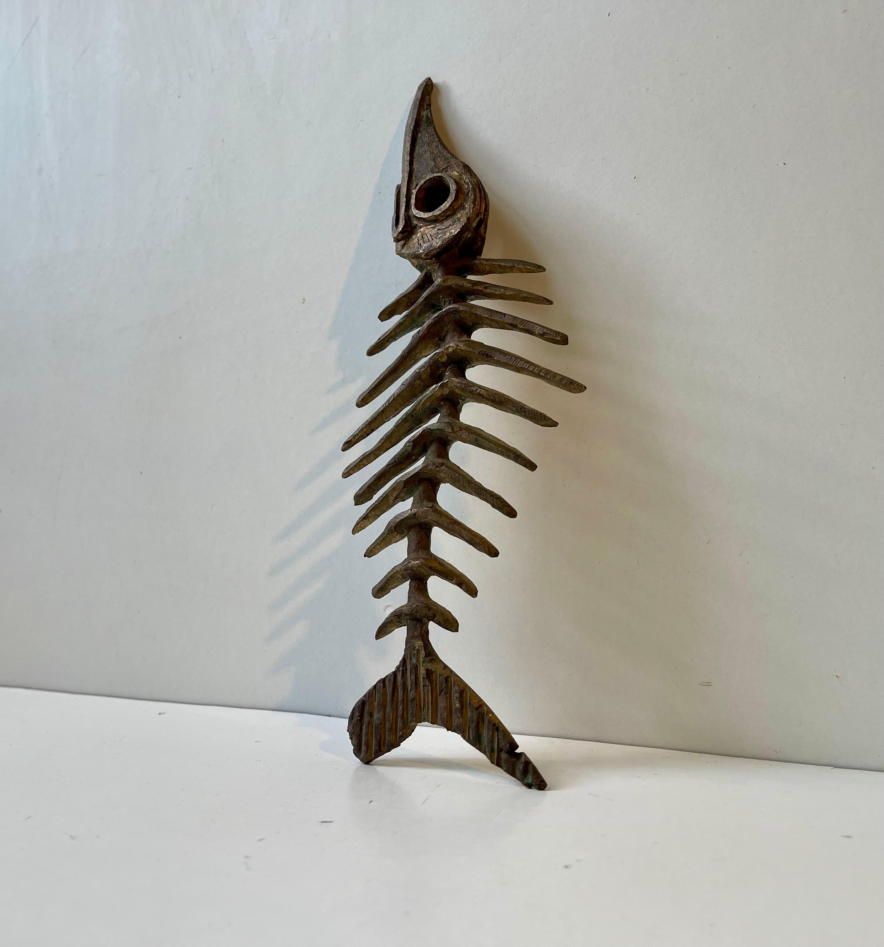 Der dänische Künstler Peder E. Madsen Brutalistisches Urzeit-Schwertfisch-Skelett aus Bronze im Angebot 1