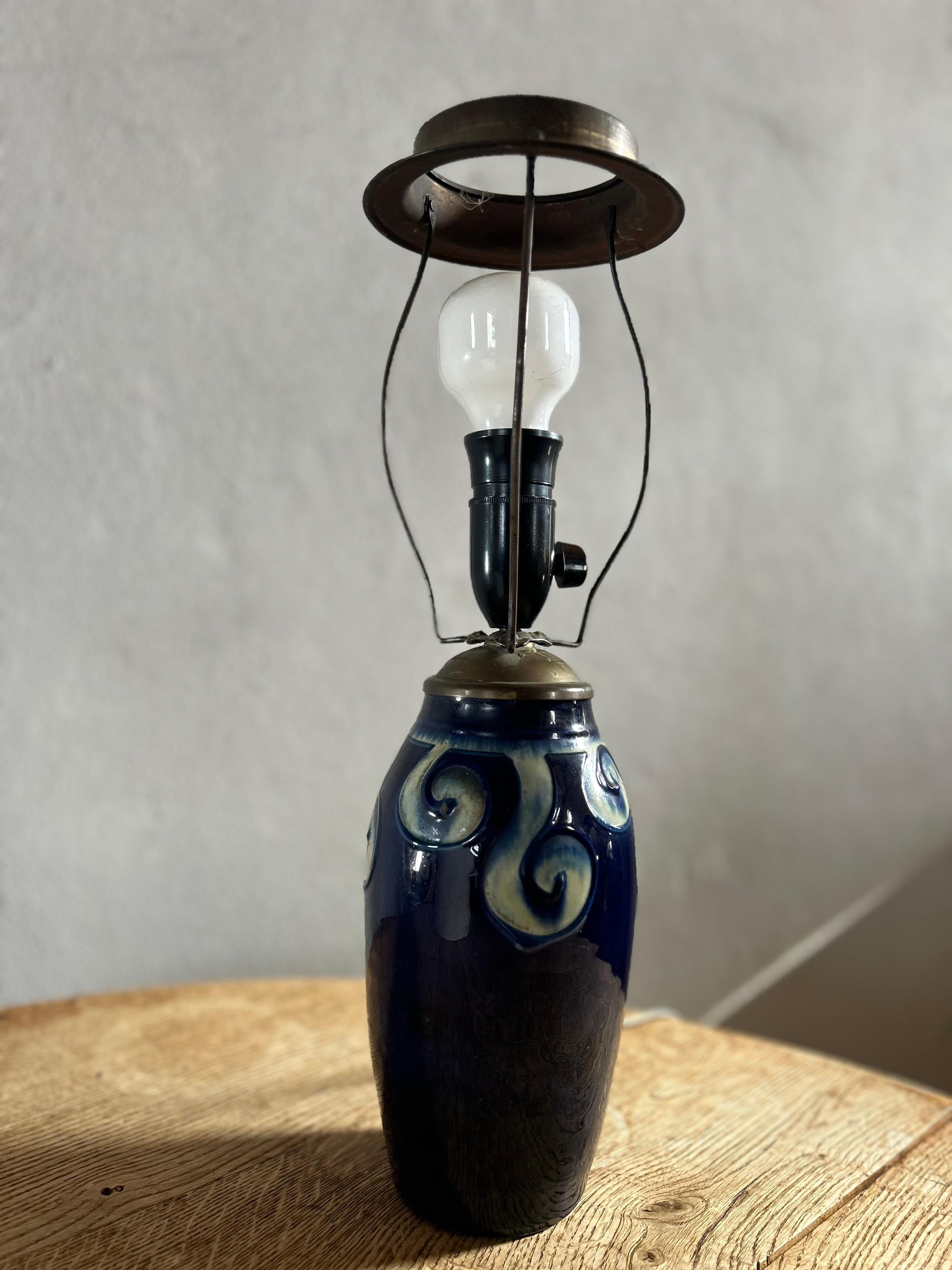 Danish Arts and Crafts Ceramic Table Lamp, Denmark 1910’s In Good Condition For Sale In Valby, 84