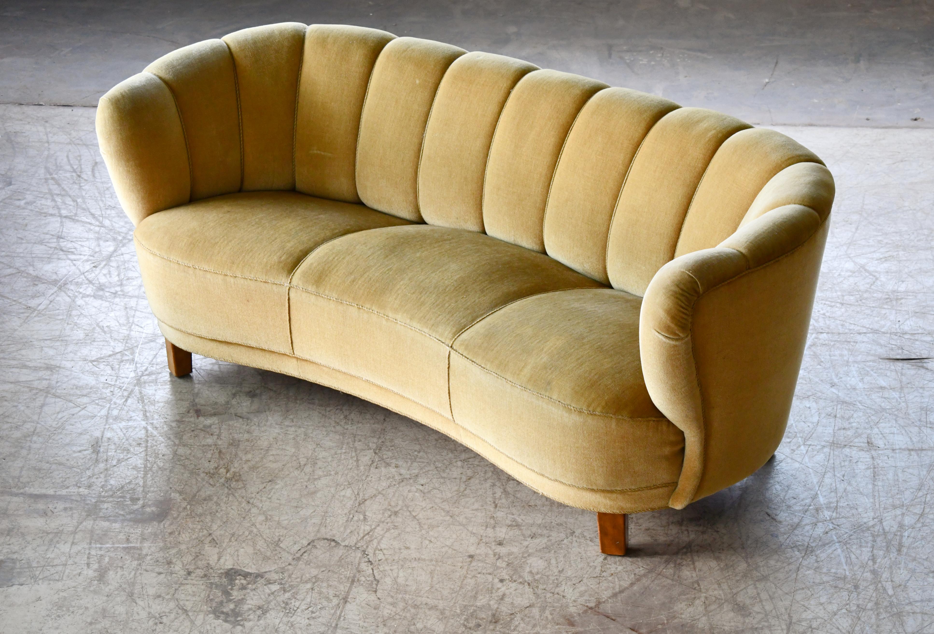 Danish Banana Form Curved Sofa in Original Golden Green Mohair, 1940s 1
