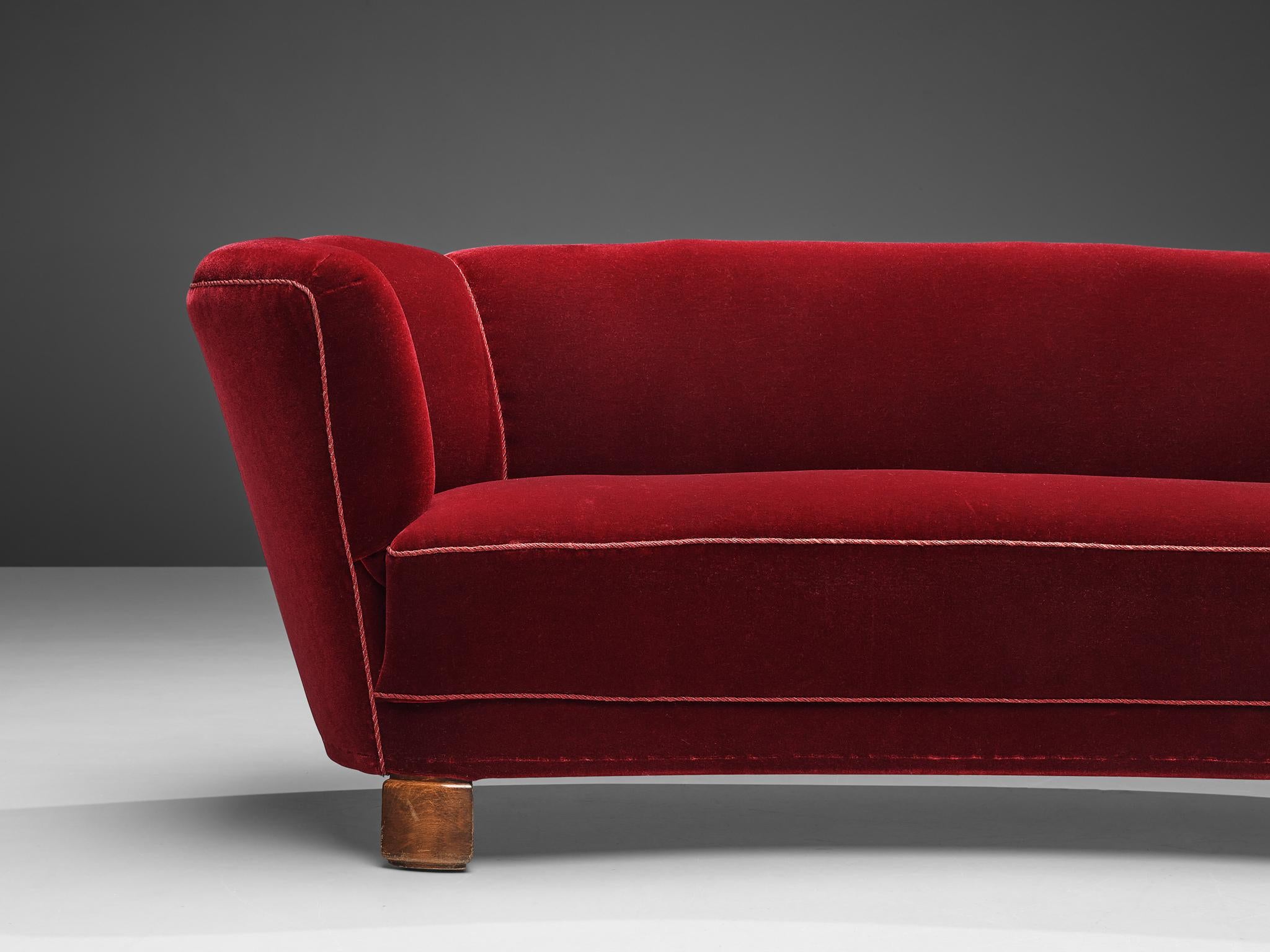 Mid-Century Modern Danish ‘Banana’ Sofa in Burgundy Velvet Upholstery