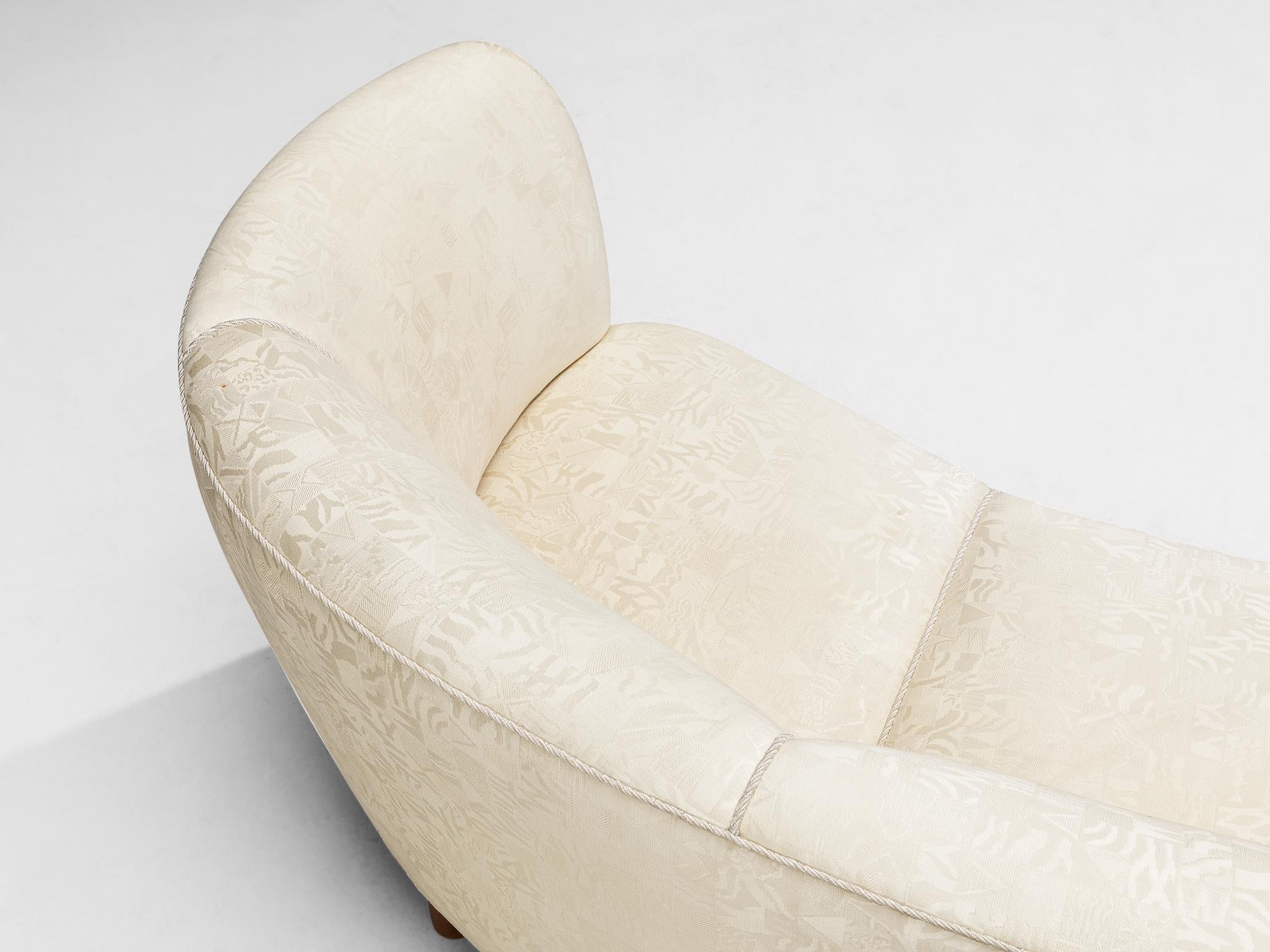 Danish Banana Sofa in Patterned Off White Upholstery  For Sale 1