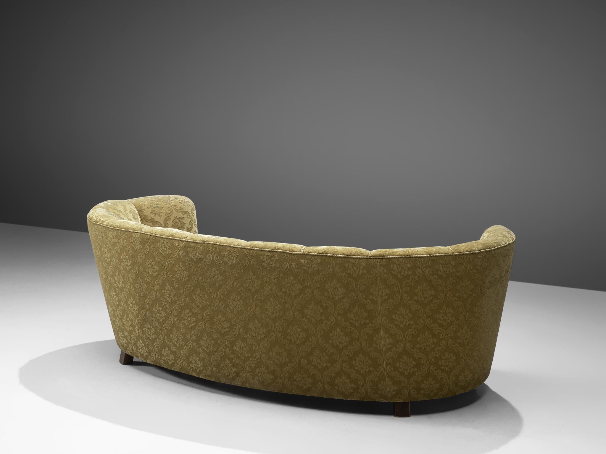 banana couch