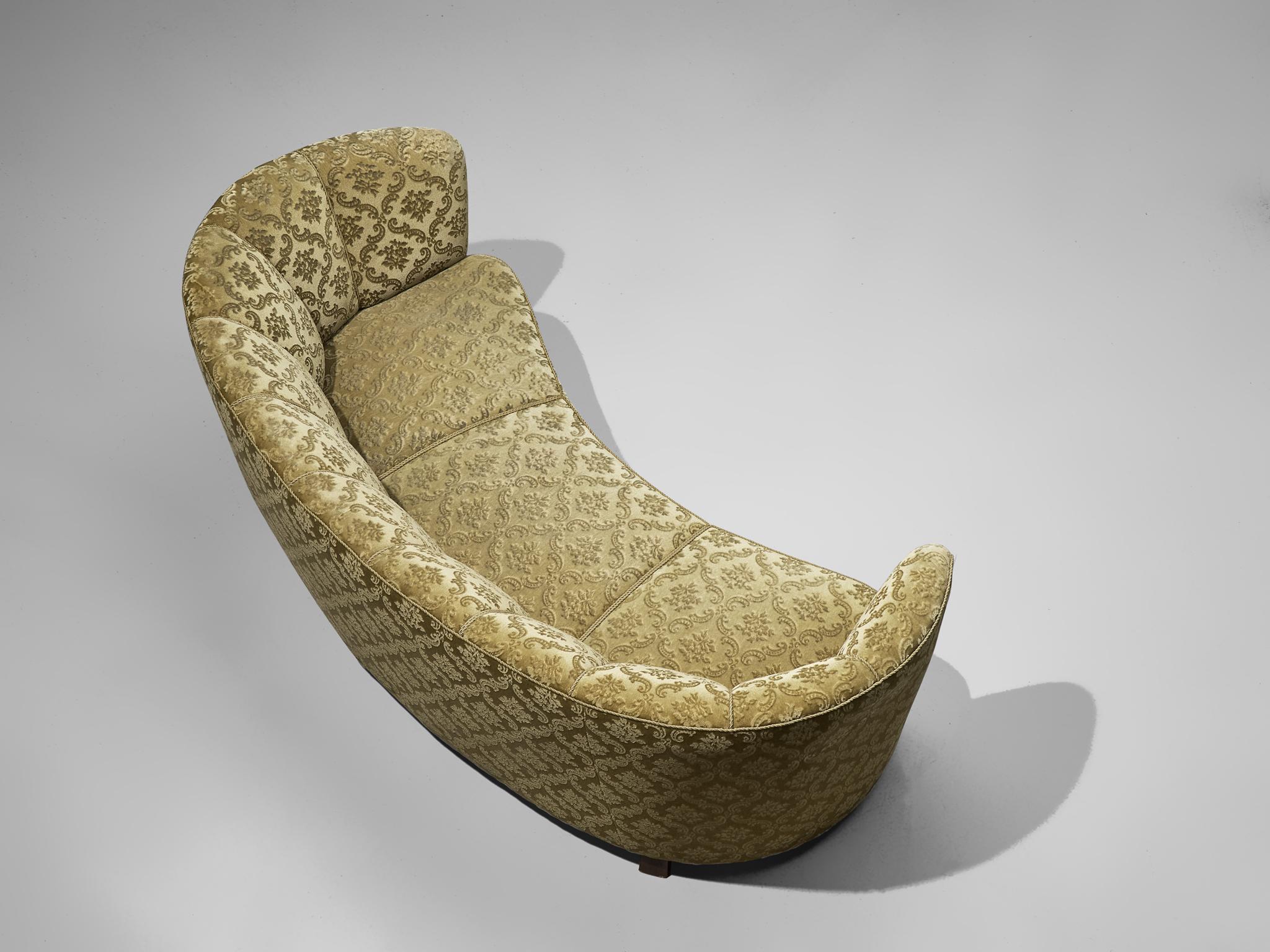 Danish Banana Sofa with Classic Patterned Upholstery In Good Condition In Waalwijk, NL