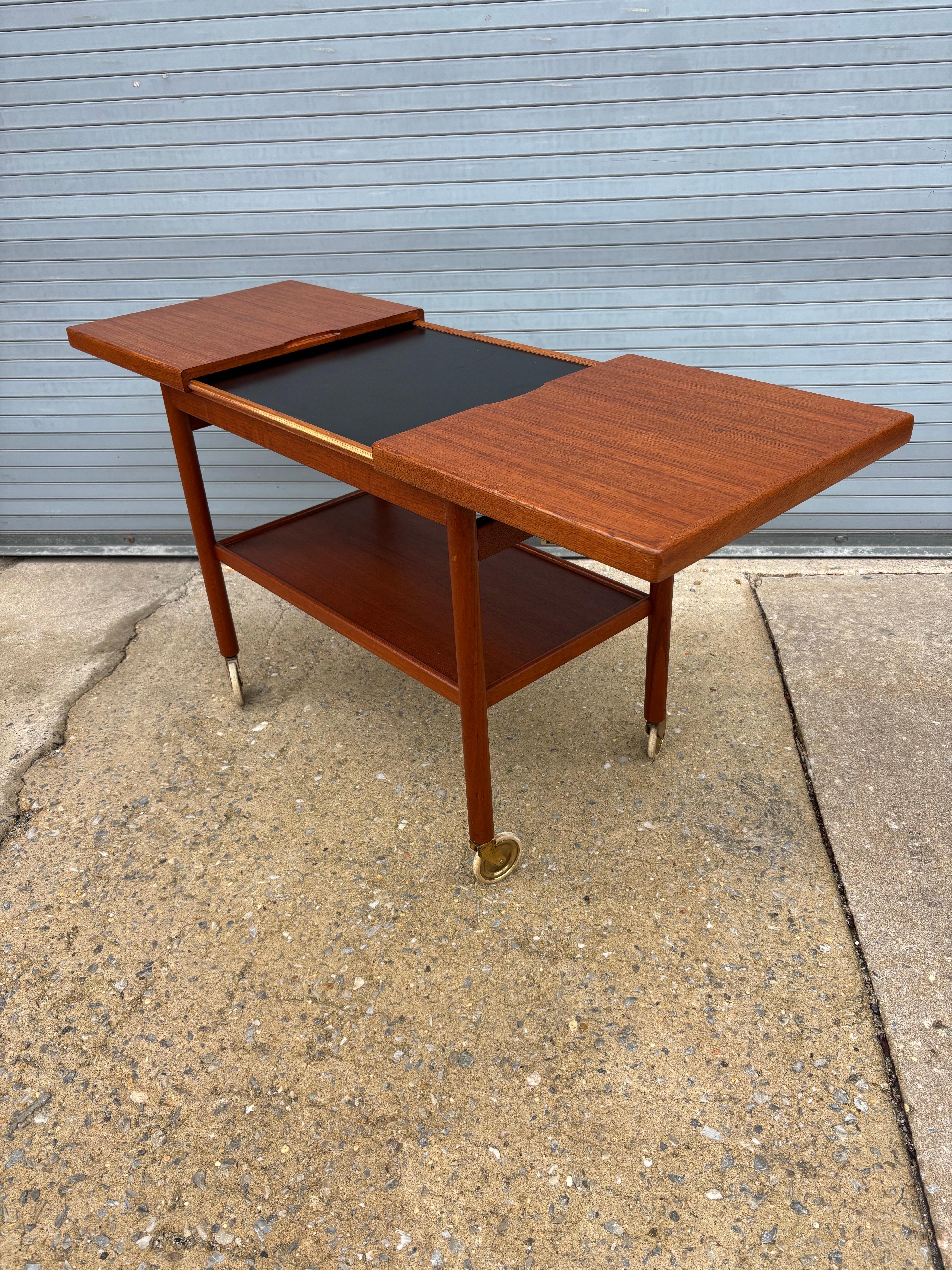 Danish Bar Cart with Sliding Top For Sale 3