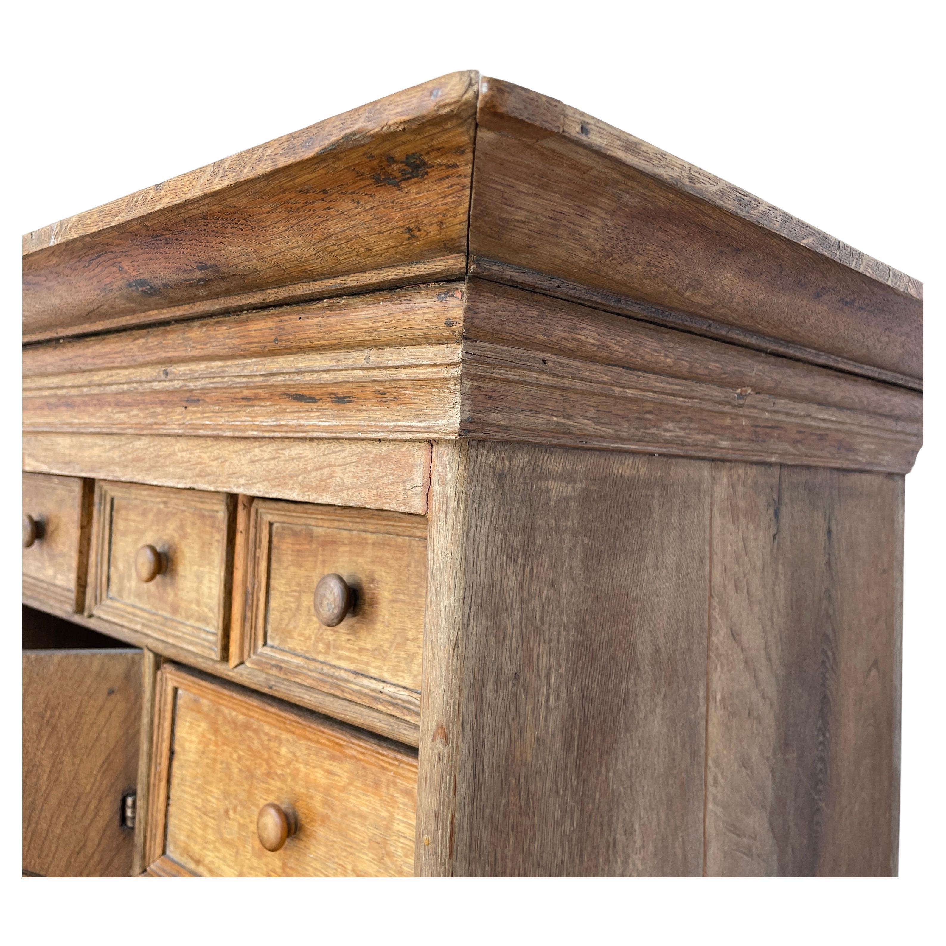 Dänischer Barock-Schreibtisch im Barockstil mit nautischem Kompass-Dekor, um 1740 im Angebot 6
