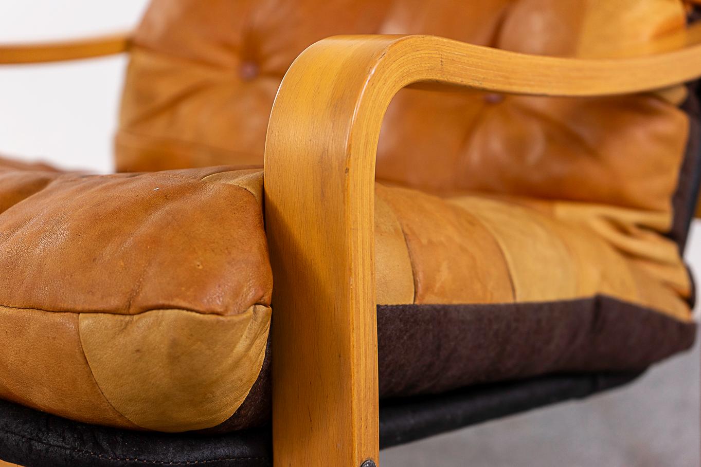 Dänischer Sessel aus Buche und Leder  im Zustand „Gut“ in VANCOUVER, CA