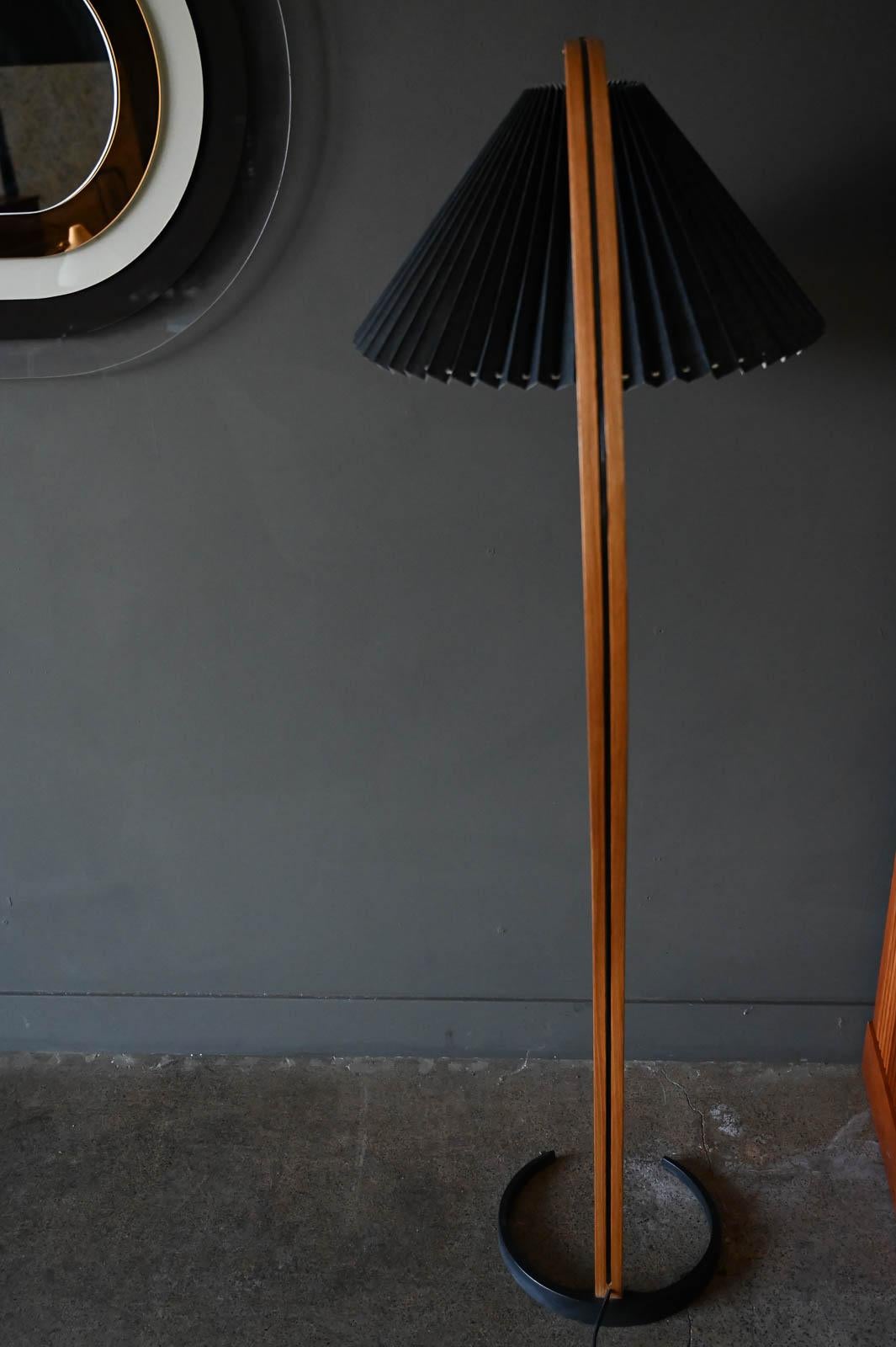 Danish Bentwood Floor Lamp by Caprani Lamp, circa 1970 4